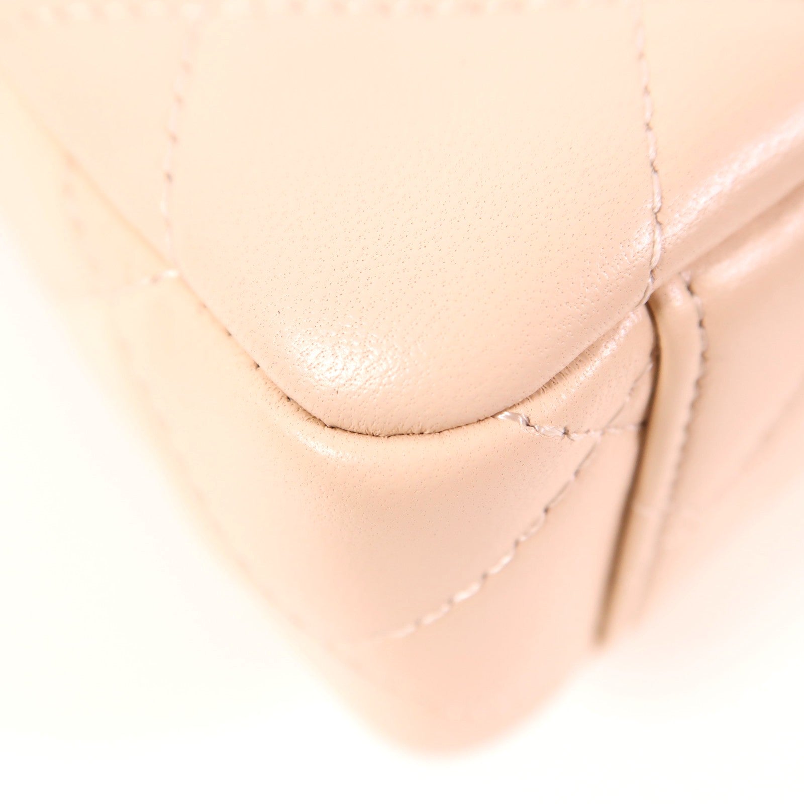 CHANEL 羊皮皮革Clutch With Chain金扣鏈帶肩背袋