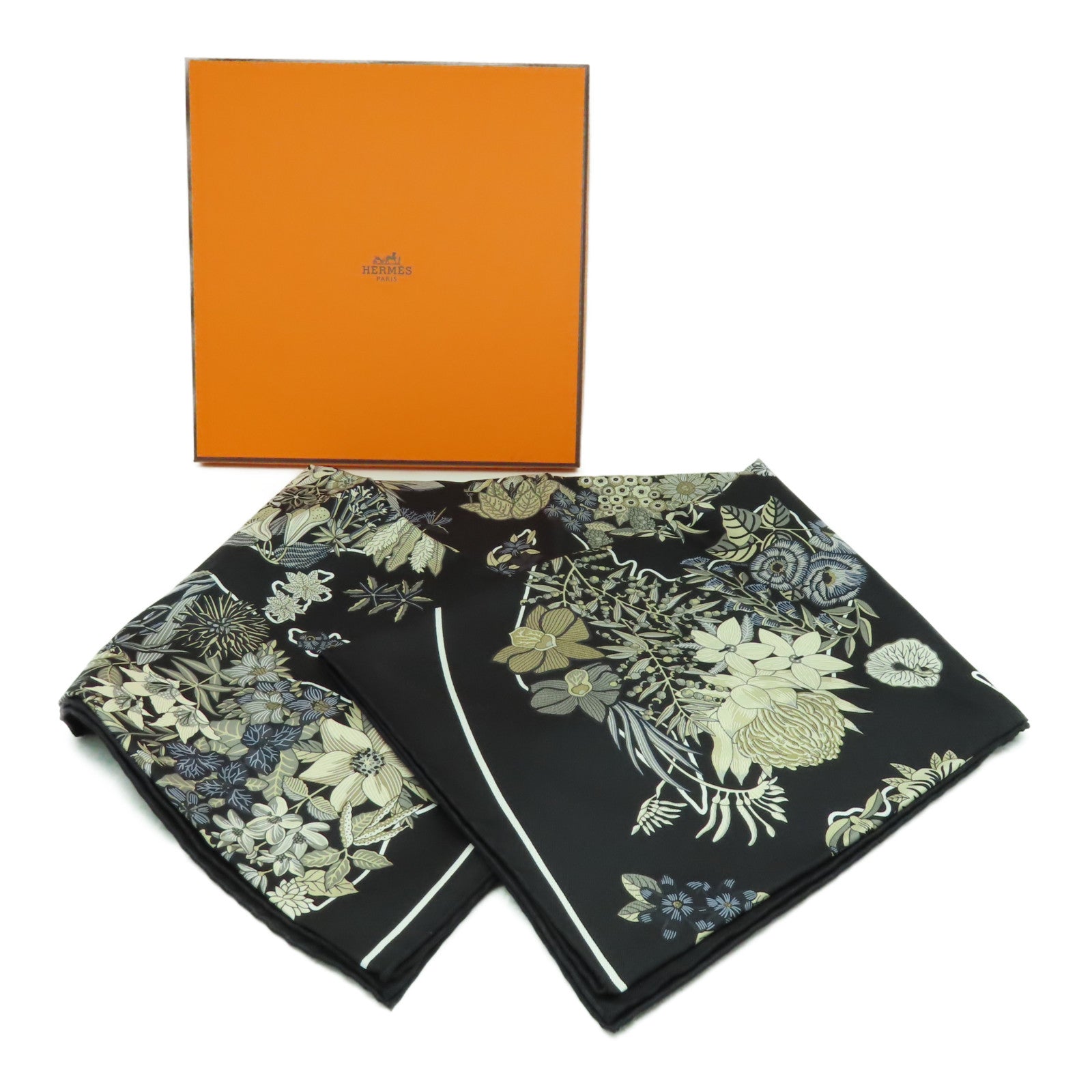HERMES 【激減優惠】絲質Scarf 90x90絲巾黑色/啡色
