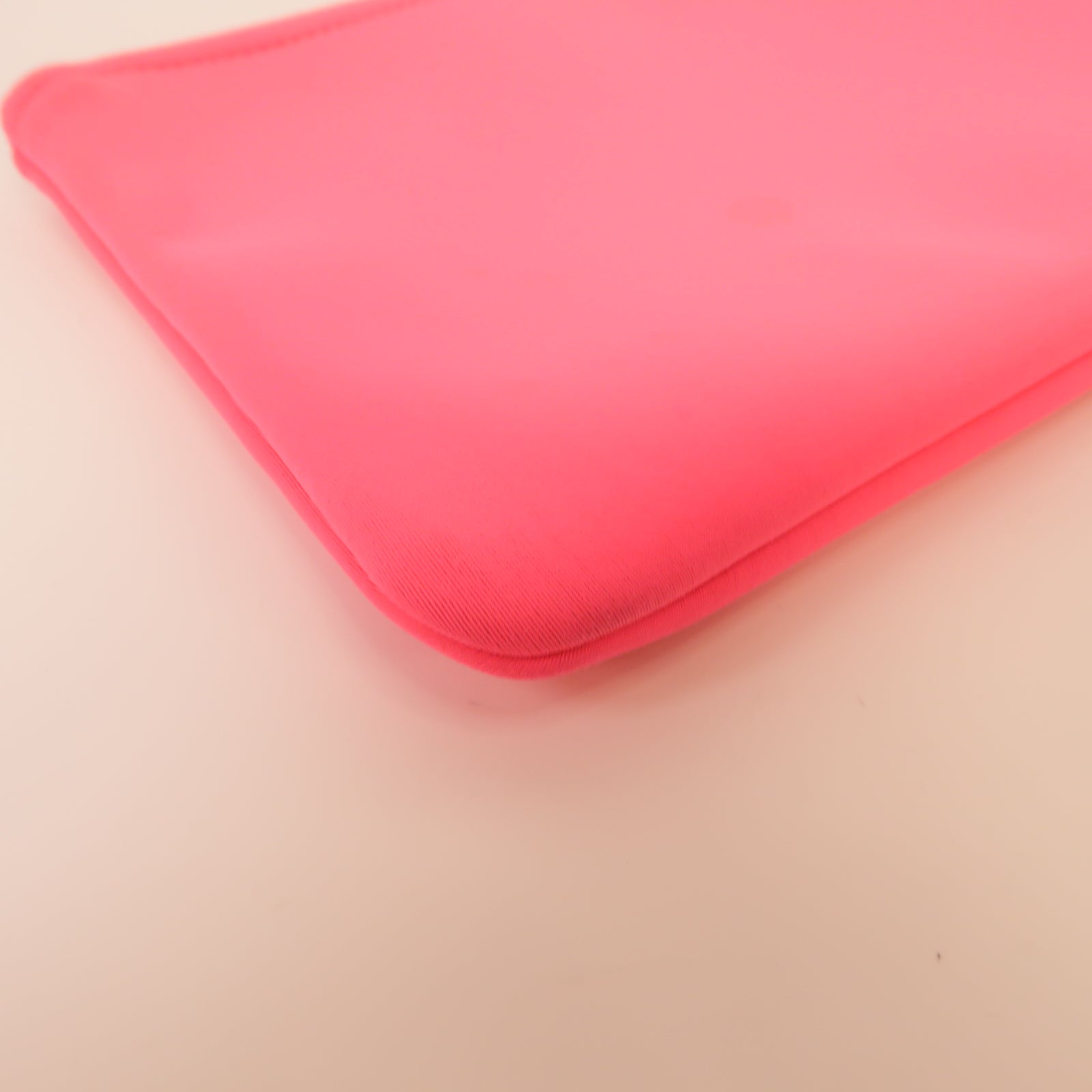 HERMES 尼龍Clutch Bag手拿包粉紅色