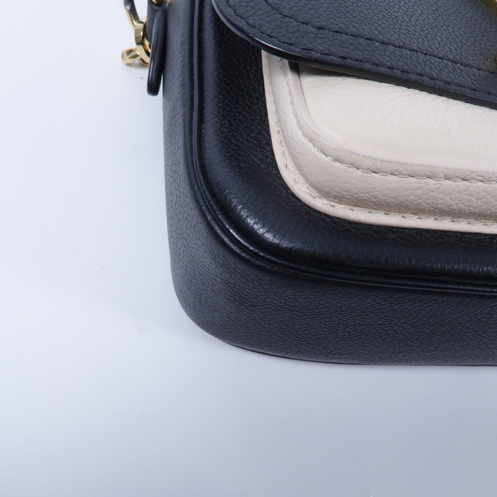LOUIS VUITTON 牛皮皮革Lockme Tender手挽肩背兩用袋