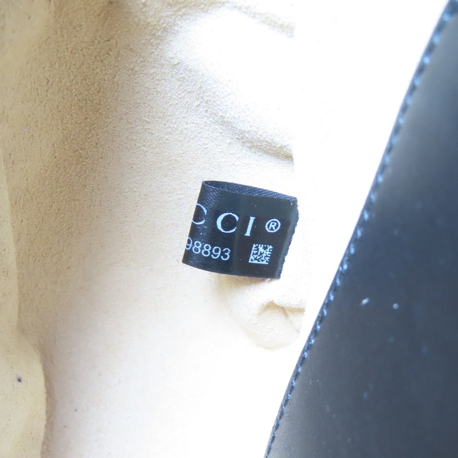 GUCCI 牛皮皮革GG Marmont金扣肩背袋黑色