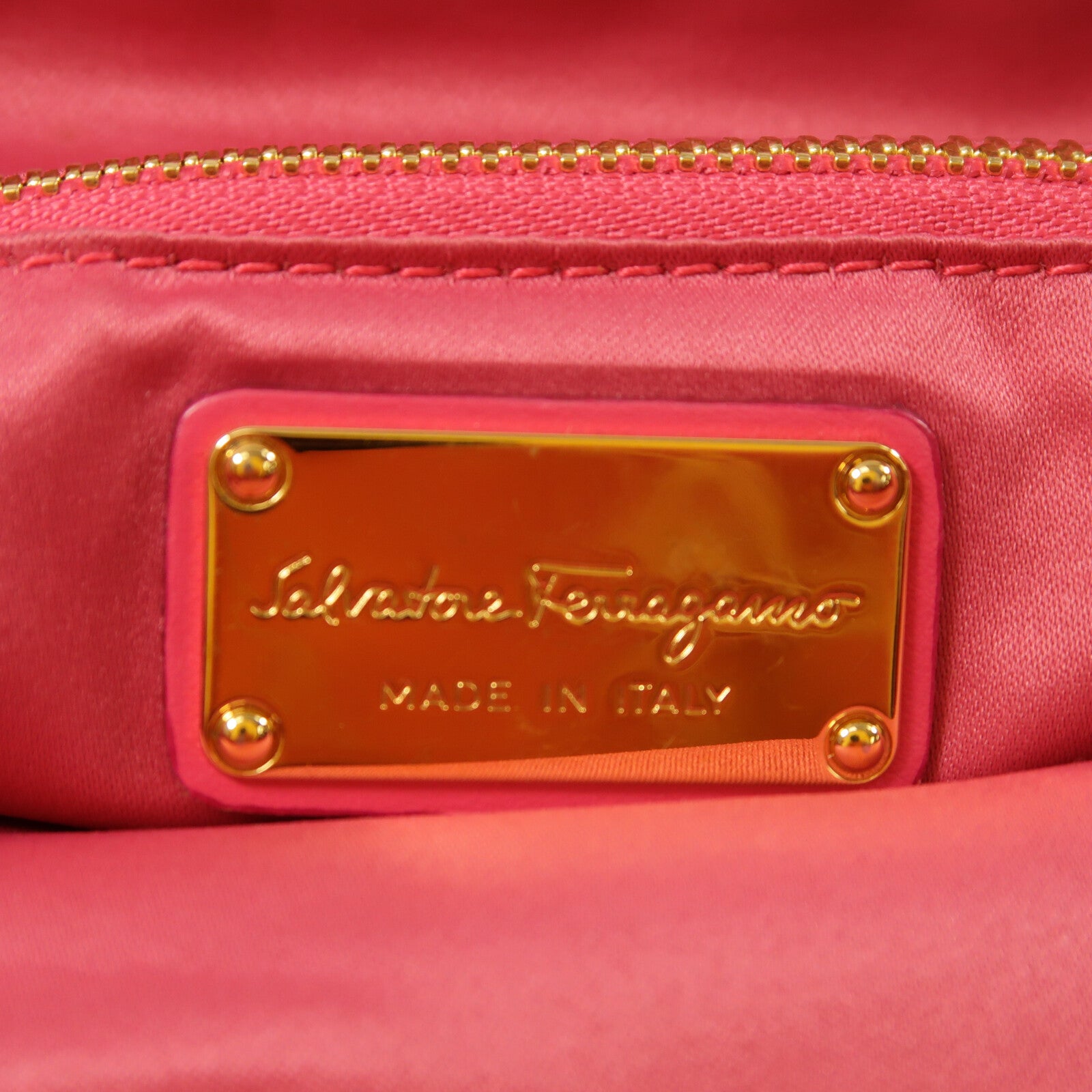 Salvatore Ferragamo 尼龍Salvatore Ferragamo Tote Bag金扣手挽肩背兩用袋