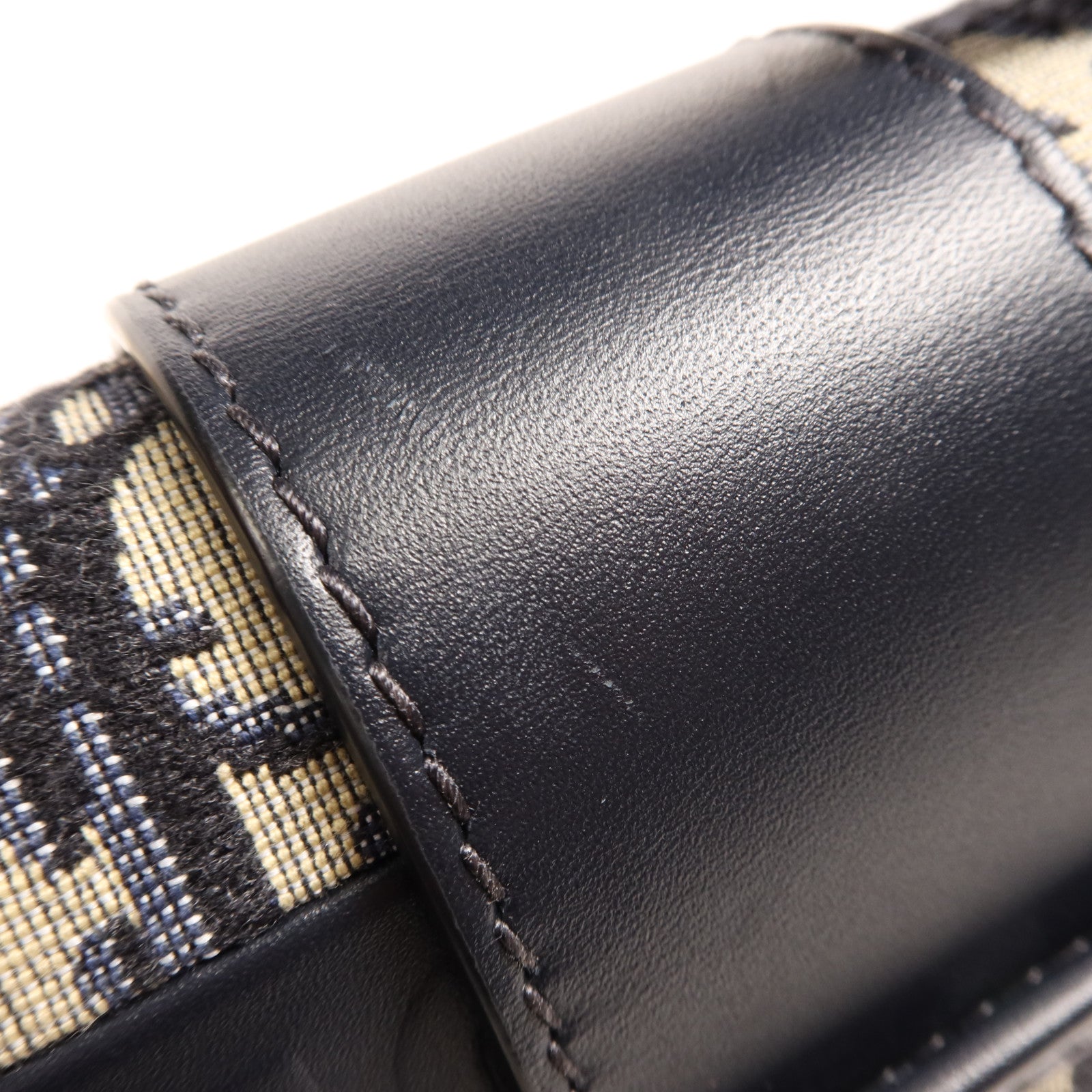 Dior 帆布30 Montaigne金扣肩背袋