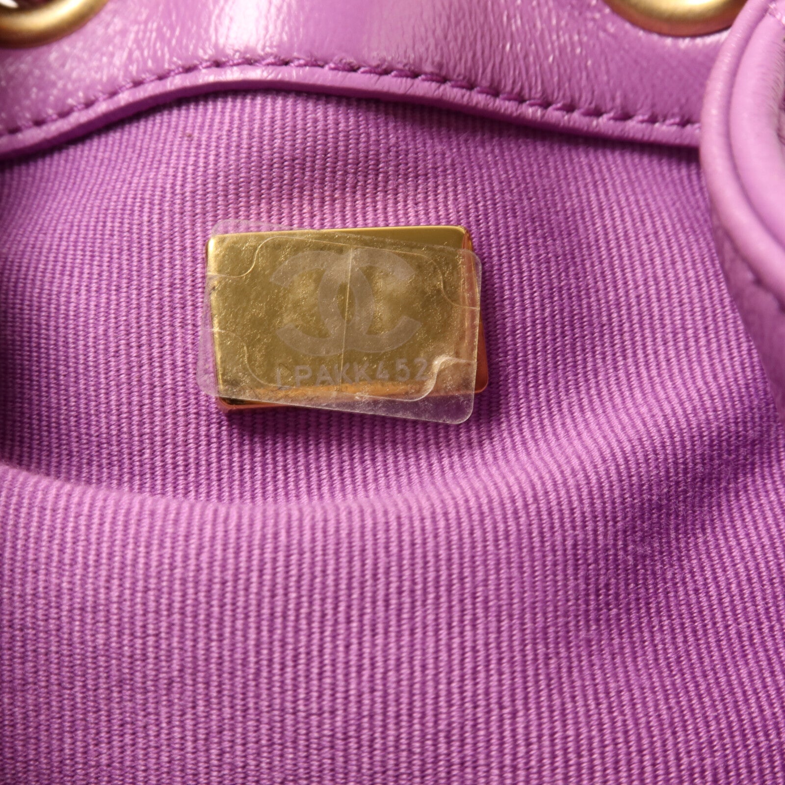 CHANEL 羊皮皮革Bucket Backpack鏈帶背包