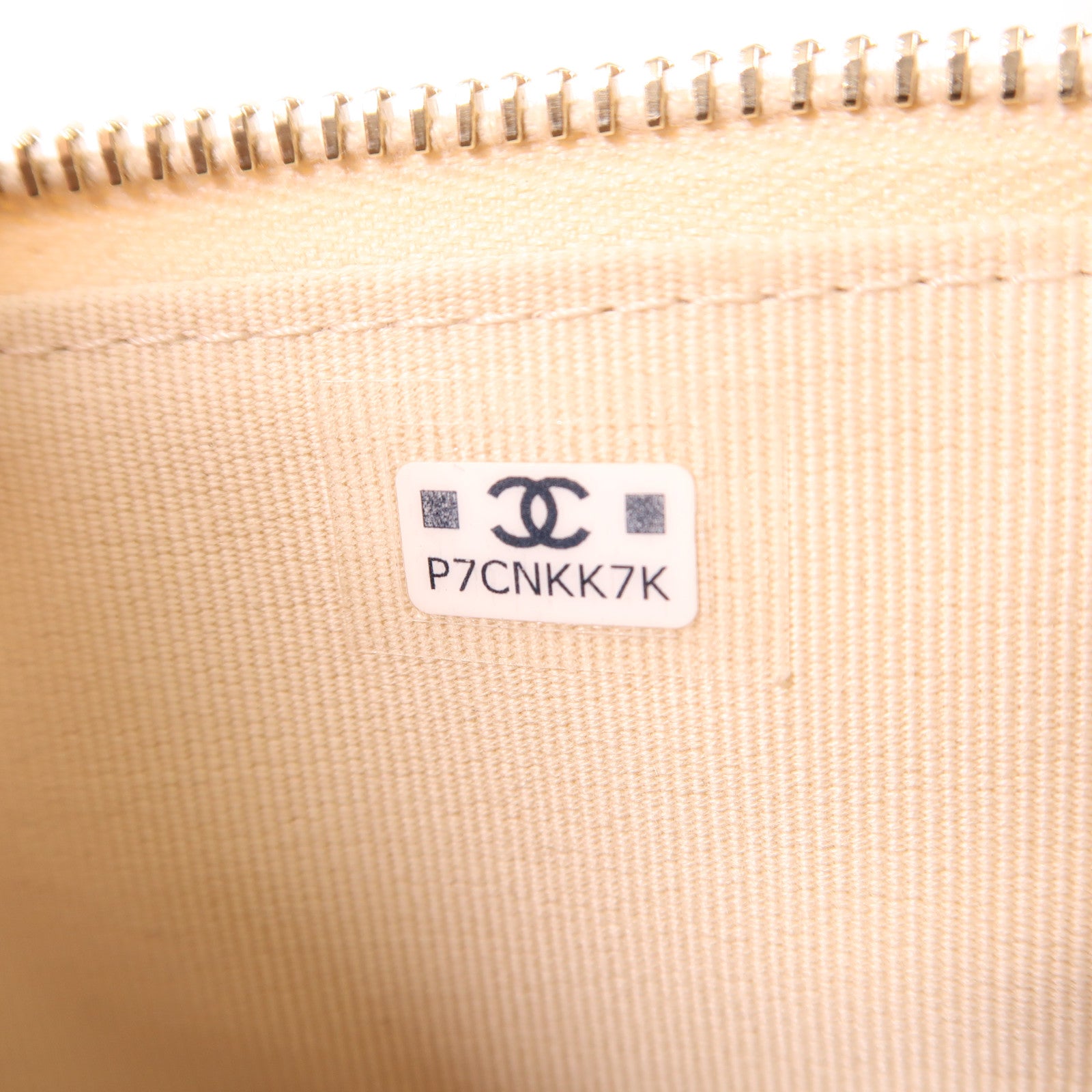 CHANEL 羊皮皮革Clutch With Chain金扣鏈帶肩背袋