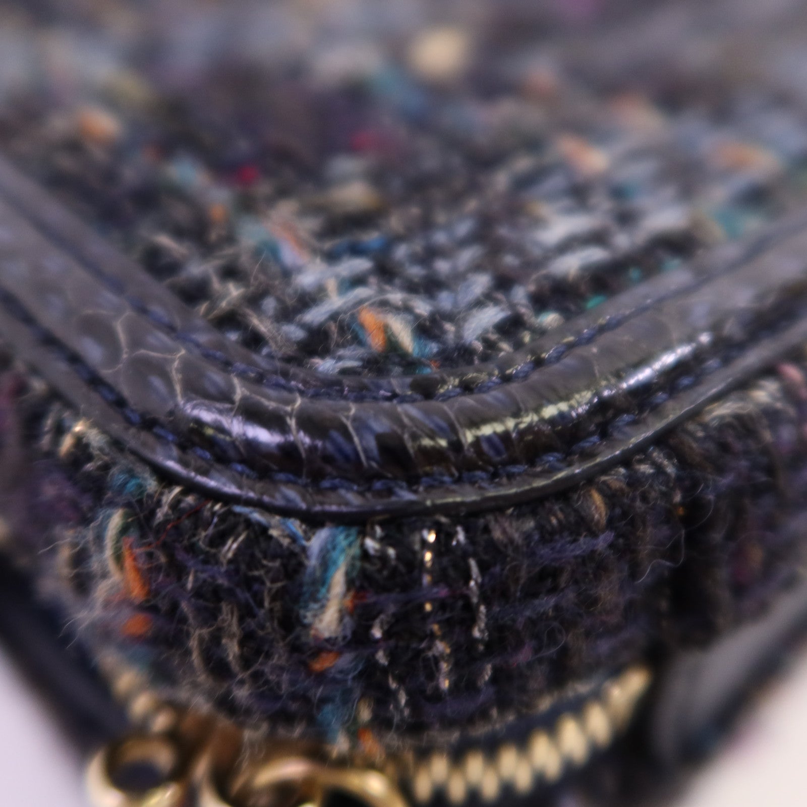 CHANEL 斜紋軟呢/蛇皮Filigree Vanity Case Medium金扣鏈帶手挽肩背兩用袋