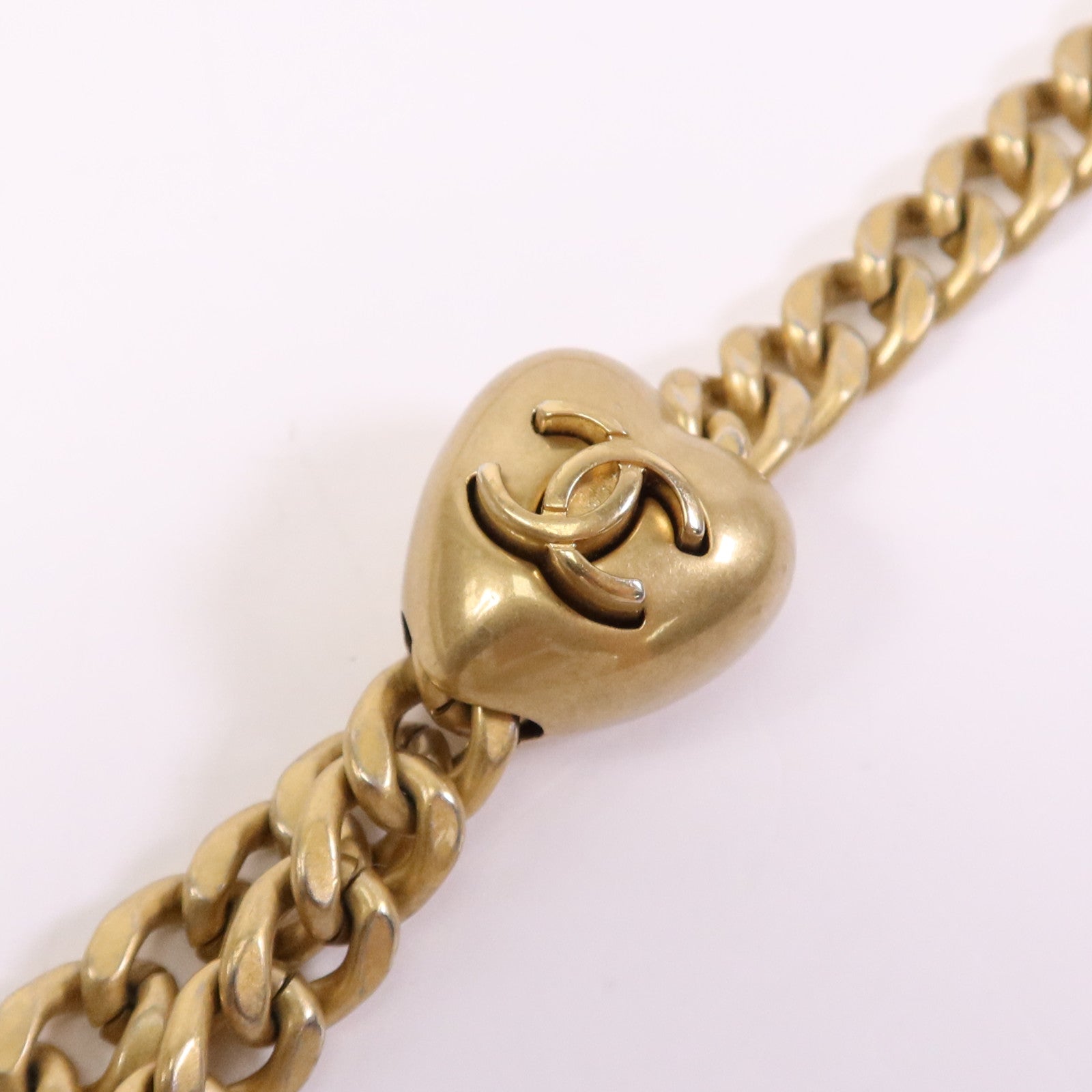 CHANEL 牛皮皮革WOC Wallet On Chain金扣鏈帶肩背袋
