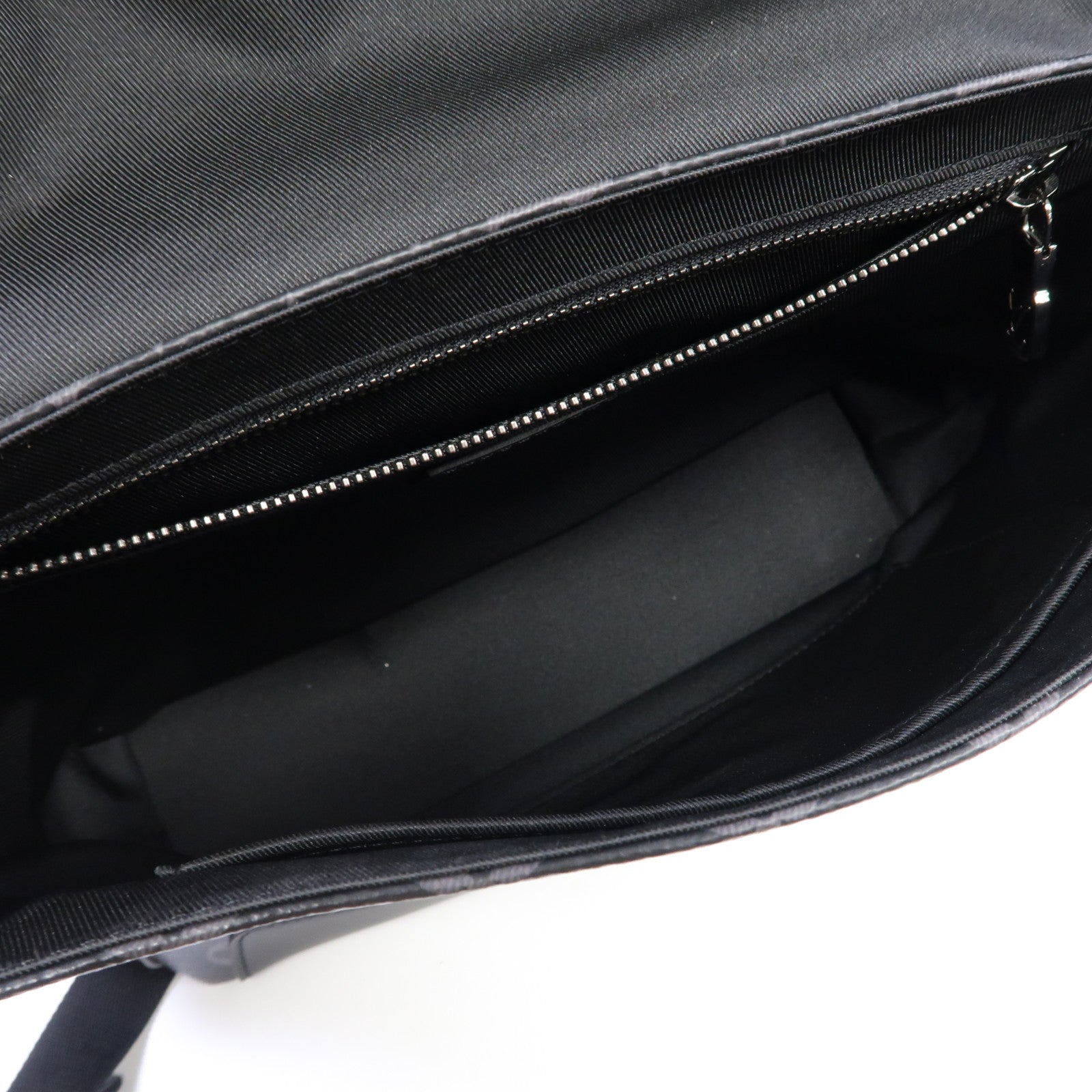 LOUIS VUITTON Monogram Eclipse Messenger PM Voyager銀扣肩背袋黑色