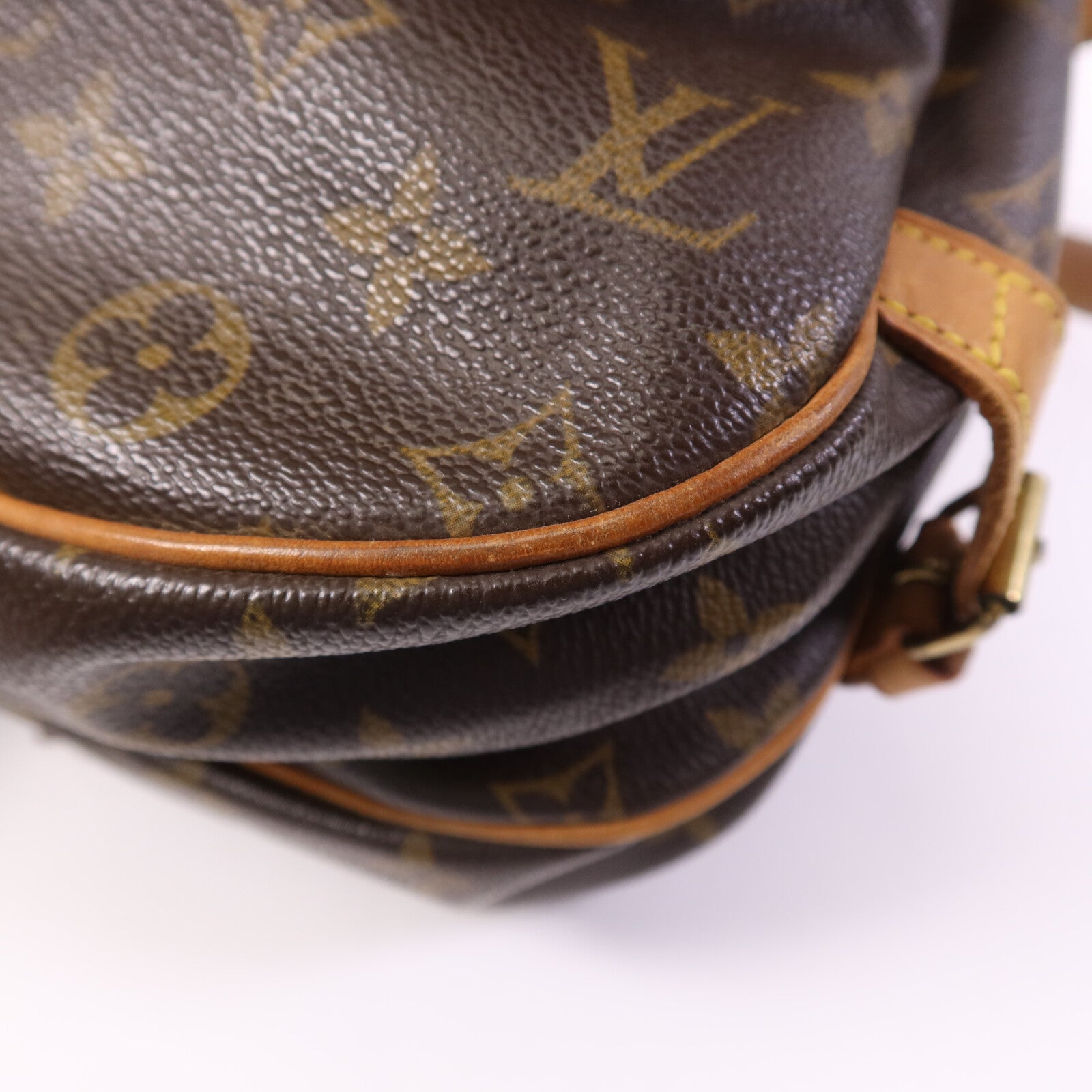 LOUIS VUITTON 【激減優惠】Monogram Saumur 30金扣肩背袋