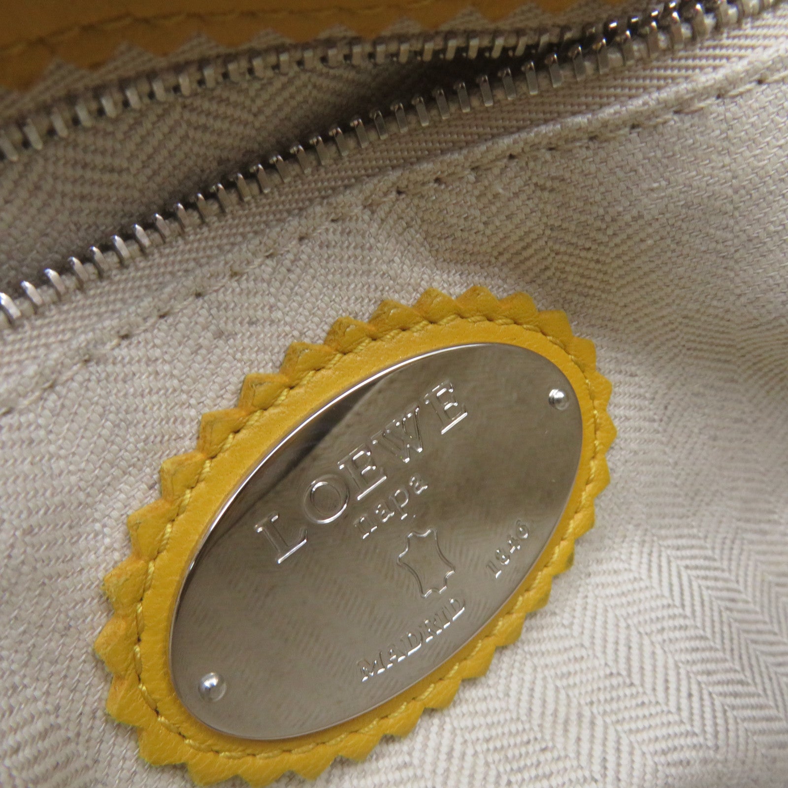 LOEWE 【激減優惠】羊皮皮革Flamenco 22 Shoulder Bag肩背袋黃色