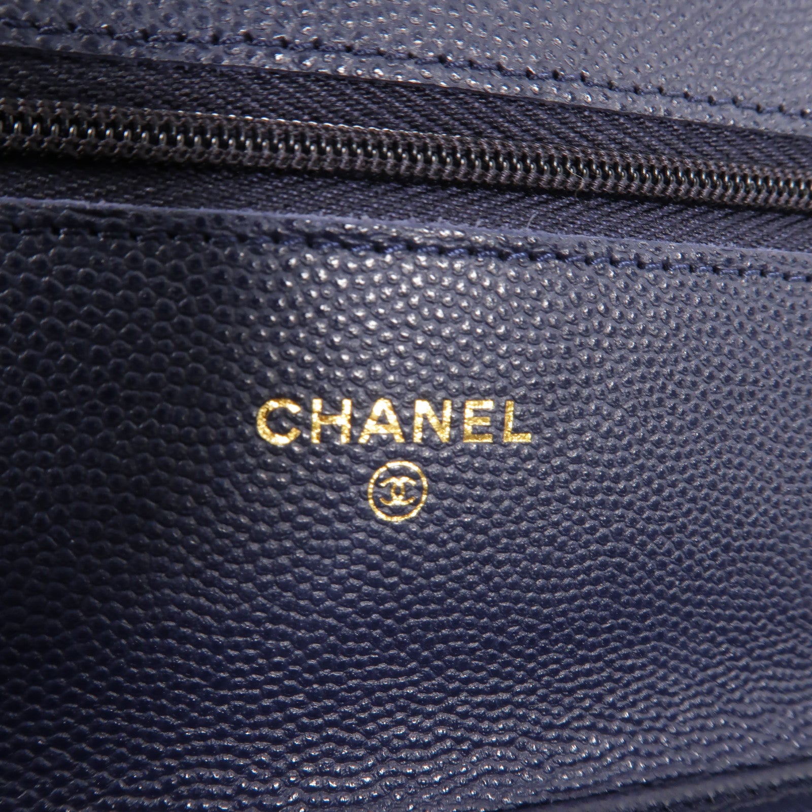 CHANEL 牛皮皮革WOC Wallet On Chain鏈帶肩背袋