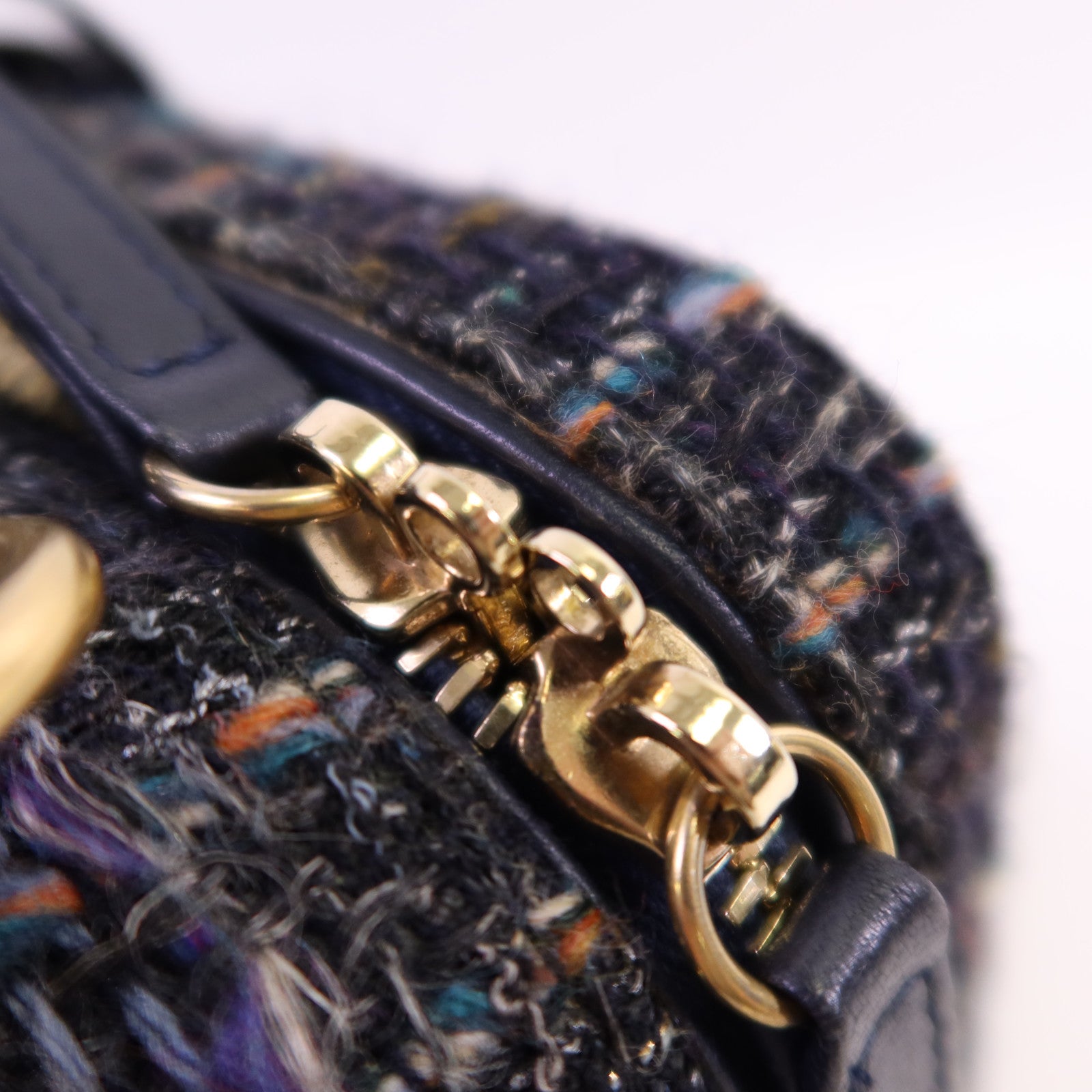 CHANEL 斜紋軟呢/蛇皮Filigree Vanity Case Medium金扣鏈帶手挽肩背兩用袋