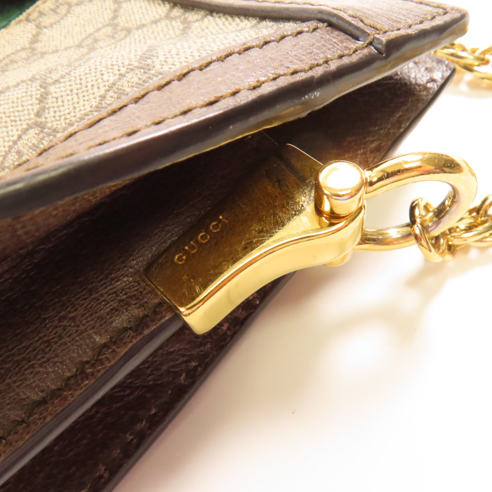 GUCCI 塗層帆布GG Supreme Ophidie金扣鏈帶肩背袋