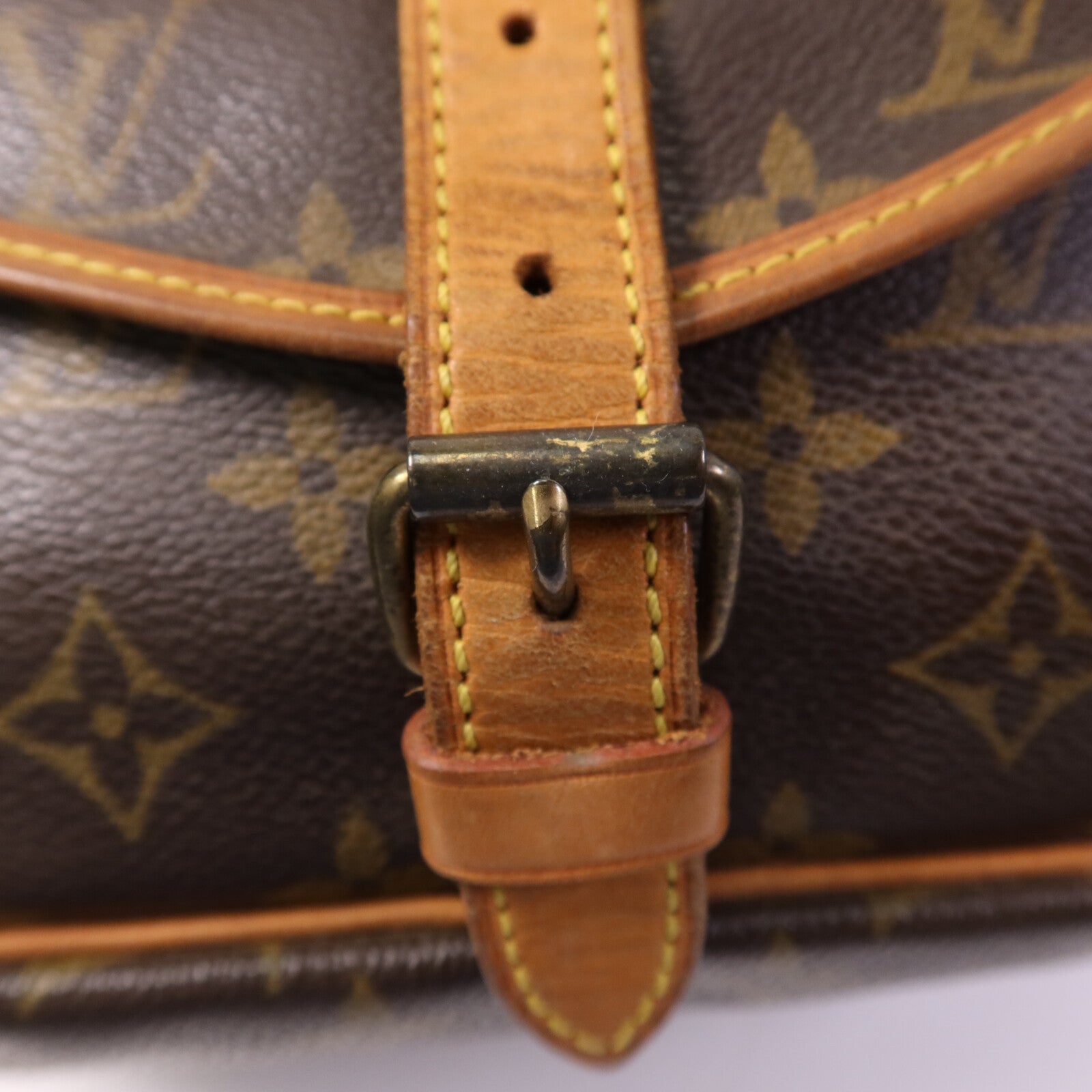 LOUIS VUITTON 【激減優惠】Monogram Saumur 30金扣肩背袋