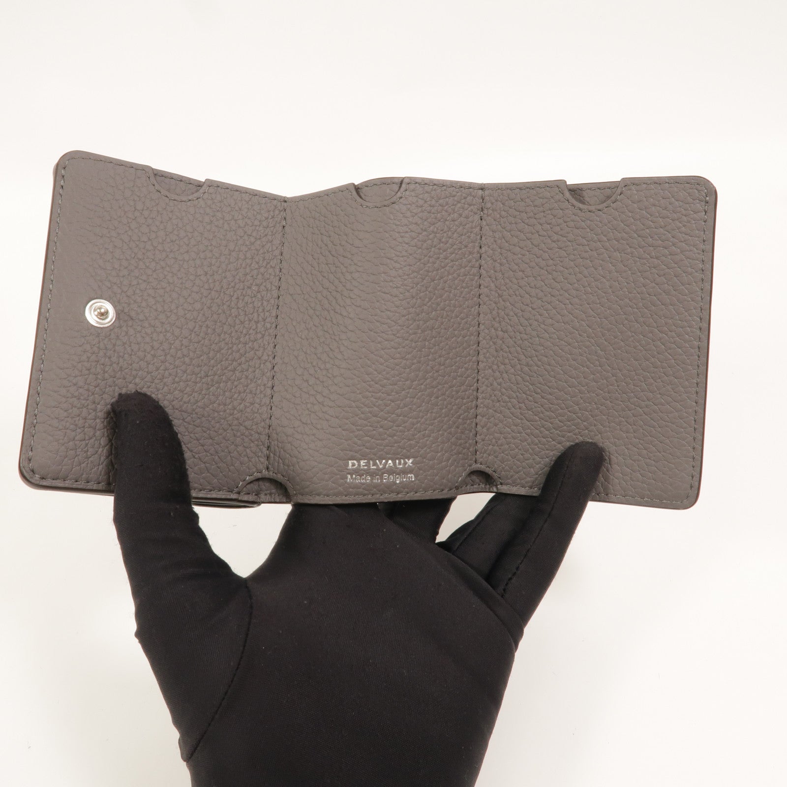 Delvaux 牛皮皮革Presse Trifold Wallet錢包