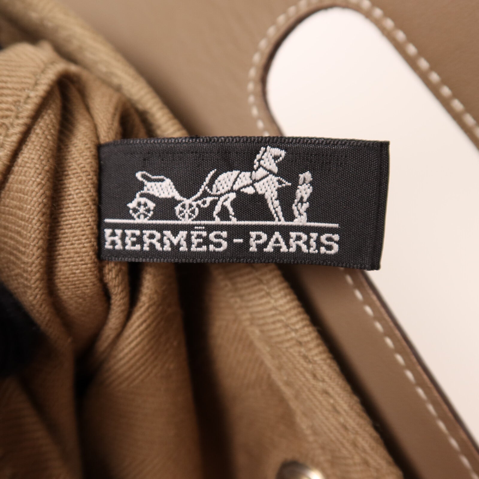 HERMES 帆布Valparaiso PM銀扣手挽袋Etoupe