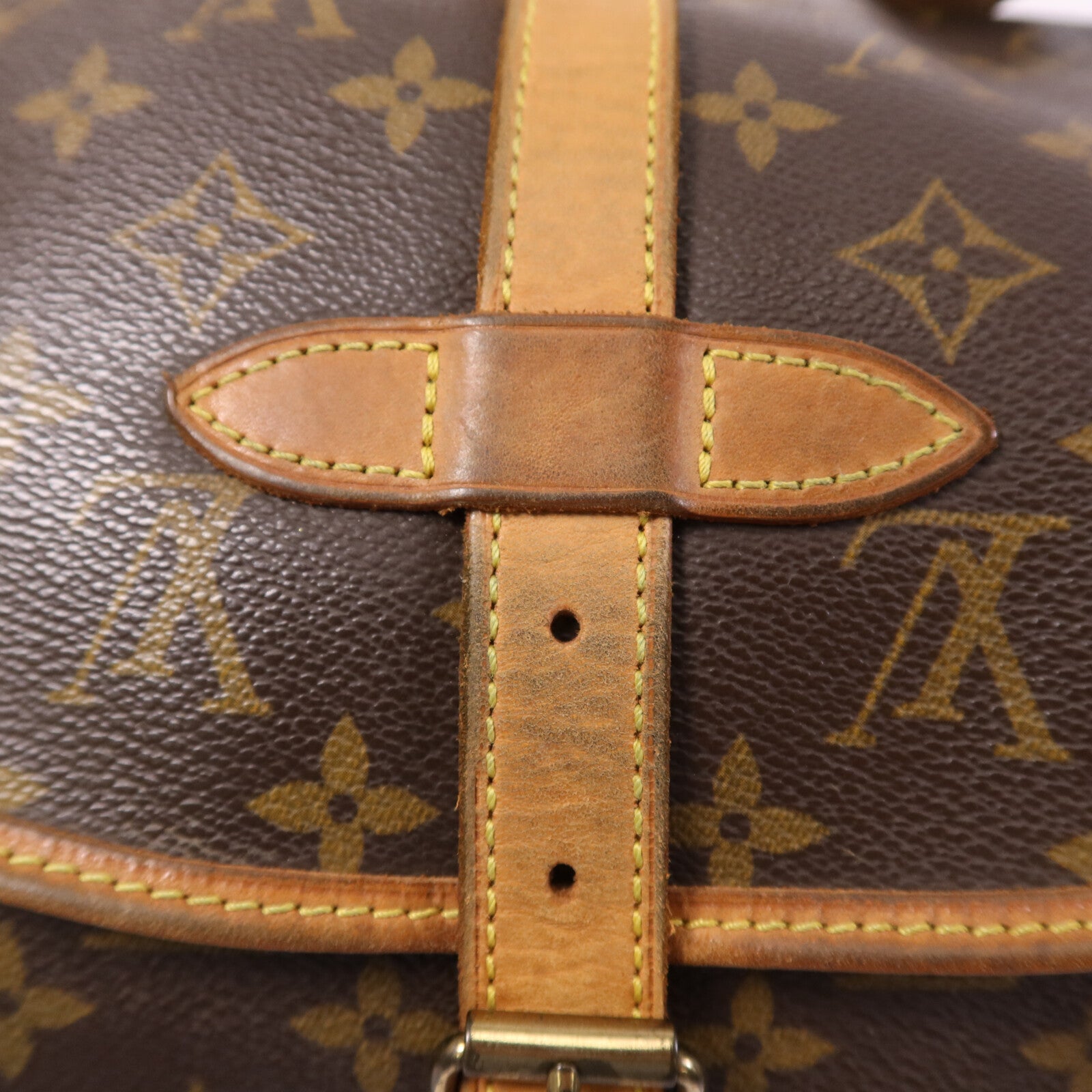 LOUIS VUITTON 【激減優惠】Monogram Saumur 30金扣肩背袋