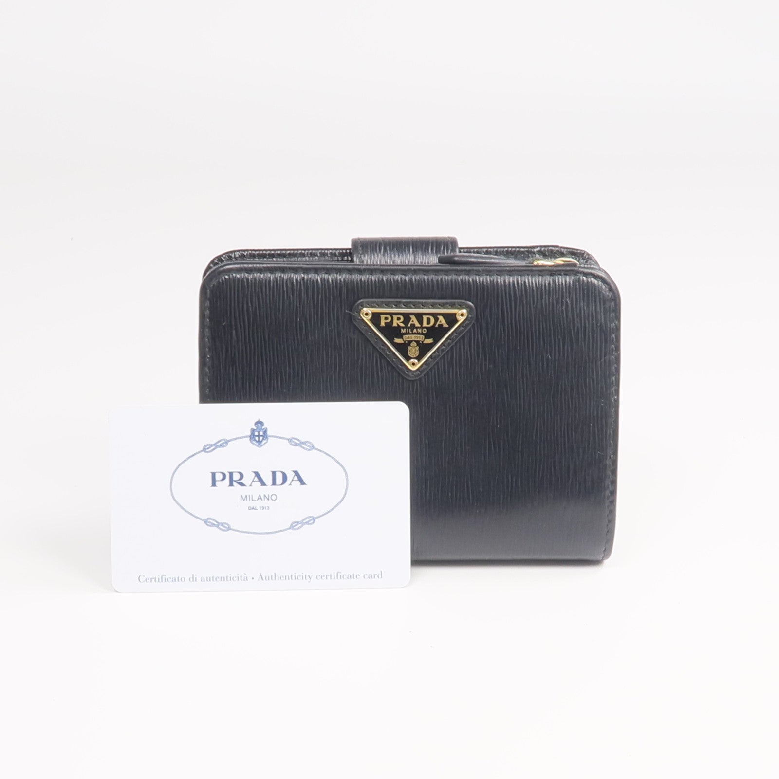 PRADA 牛皮皮革Wallet金扣錢包