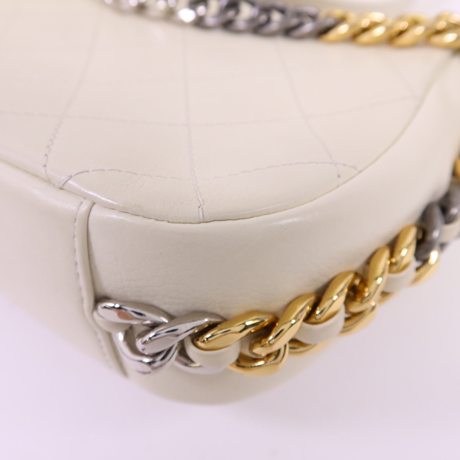 CHANEL 牛皮皮革Chain Shoulder銀扣鏈帶肩背袋