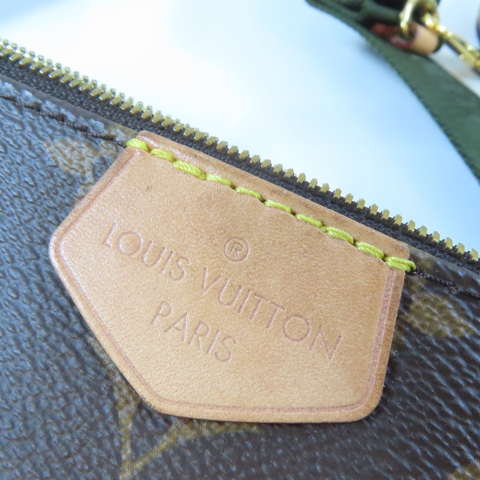 LOUIS VUITTON Monogram Multi Pochette Accessoires金扣手挽肩背兩用袋啡色