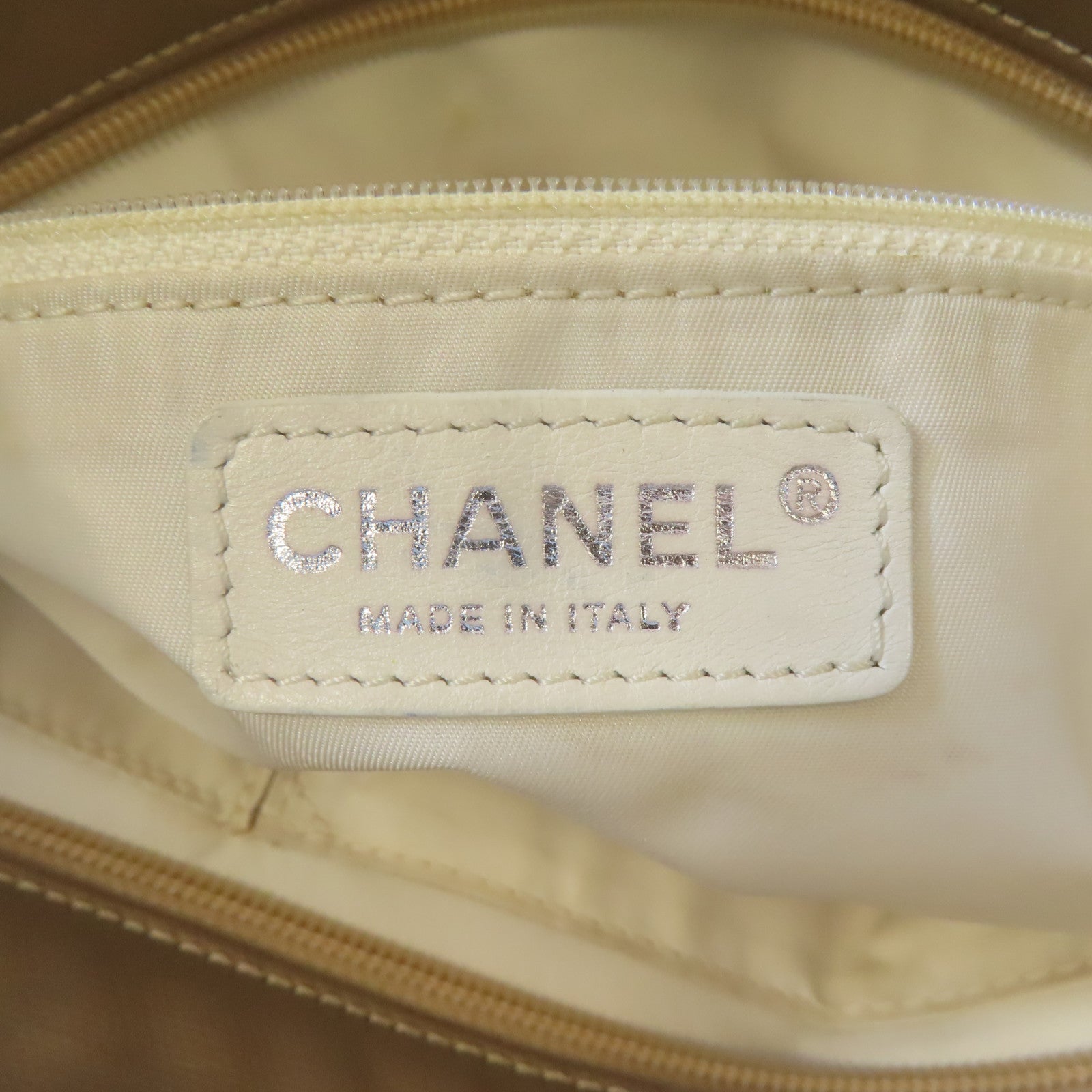 CHANEL 塗層帆布Tote Bag銀扣肩背袋金色
