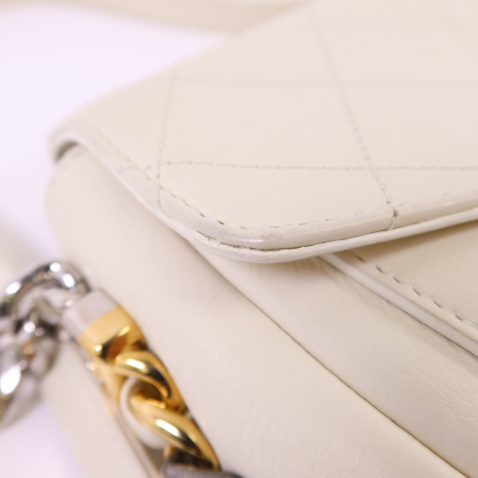 CHANEL 【激減優惠】牛皮皮革Chain Shoulder銀扣鏈帶肩背袋