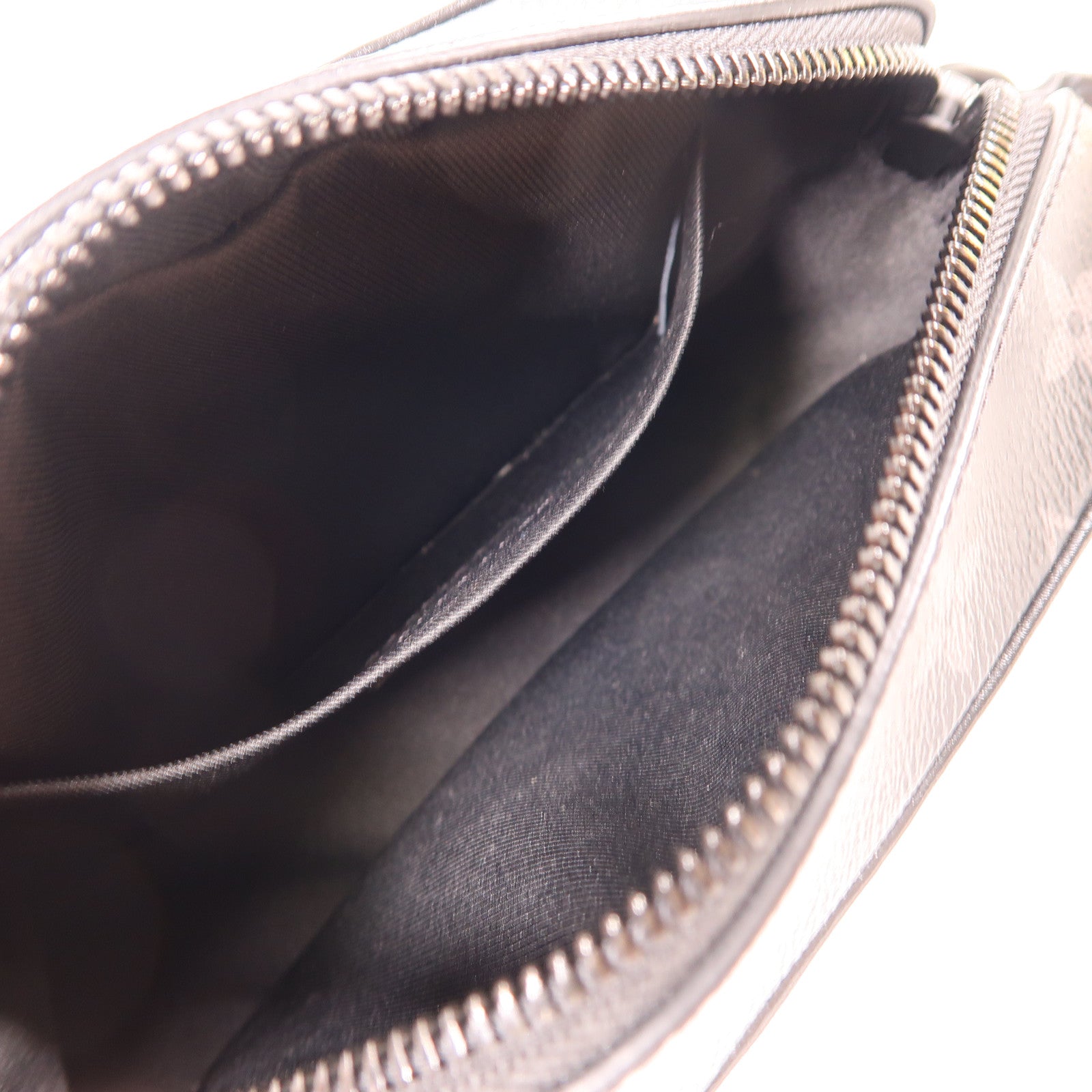 LOUIS VUITTON Monogram Eclipse Mini Soft Trunk肩背袋