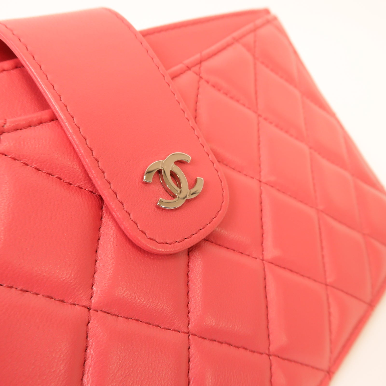 CHANEL 【激減優惠】菱格羊皮皮革Clutch Bag銀扣手拿包粉紅色