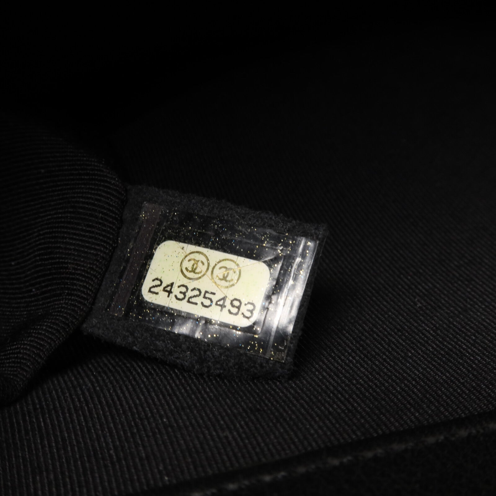 CHANEL 羊皮皮革Boy 25鏈帶肩背袋