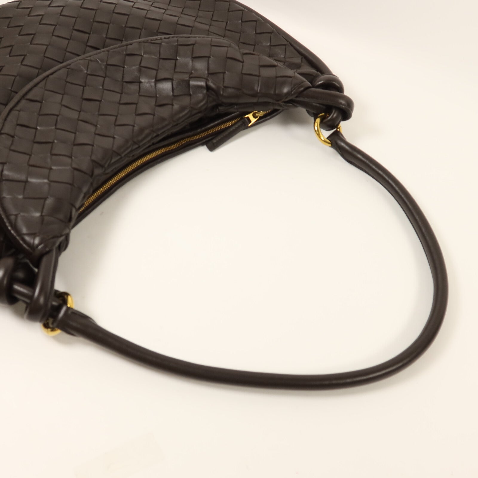 BOTTEGA VENETA 羊皮皮革Gemelli金扣肩背袋