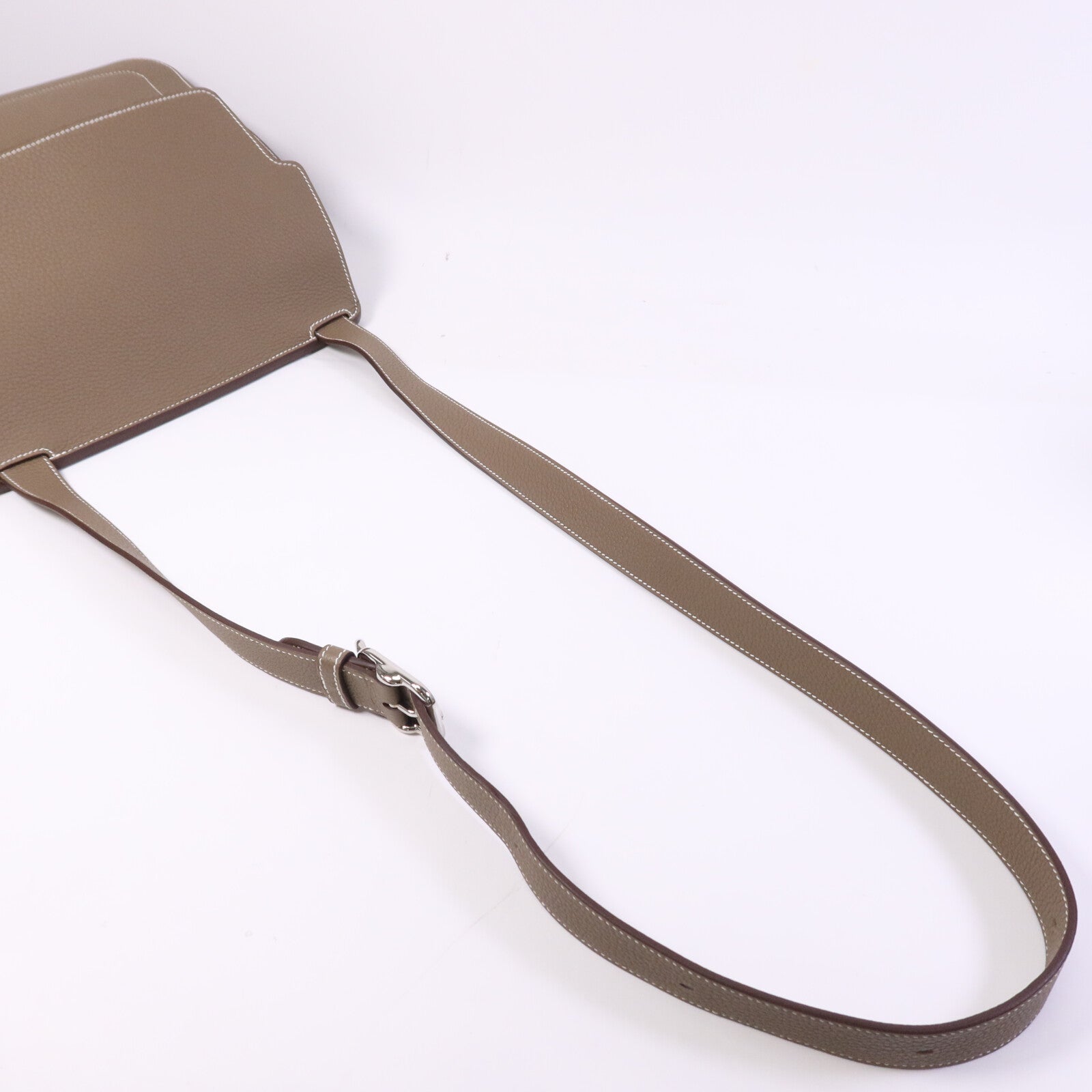HERMES Togo皮革Mali-Selle PM Messenger Bag銀扣肩背袋Etoupe