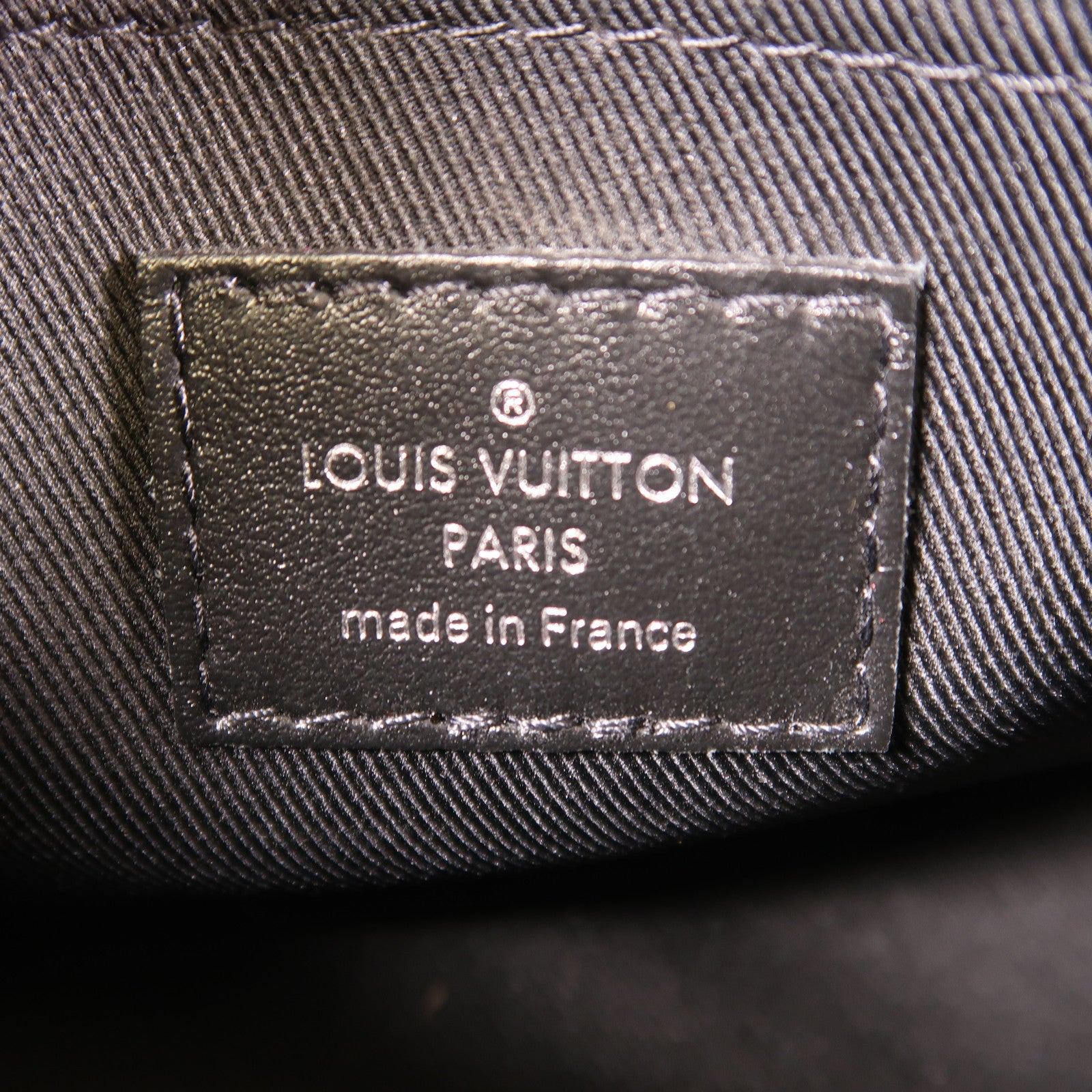 LOUIS VUITTON Monogram Eclipse Mini Soft Trunk肩背袋