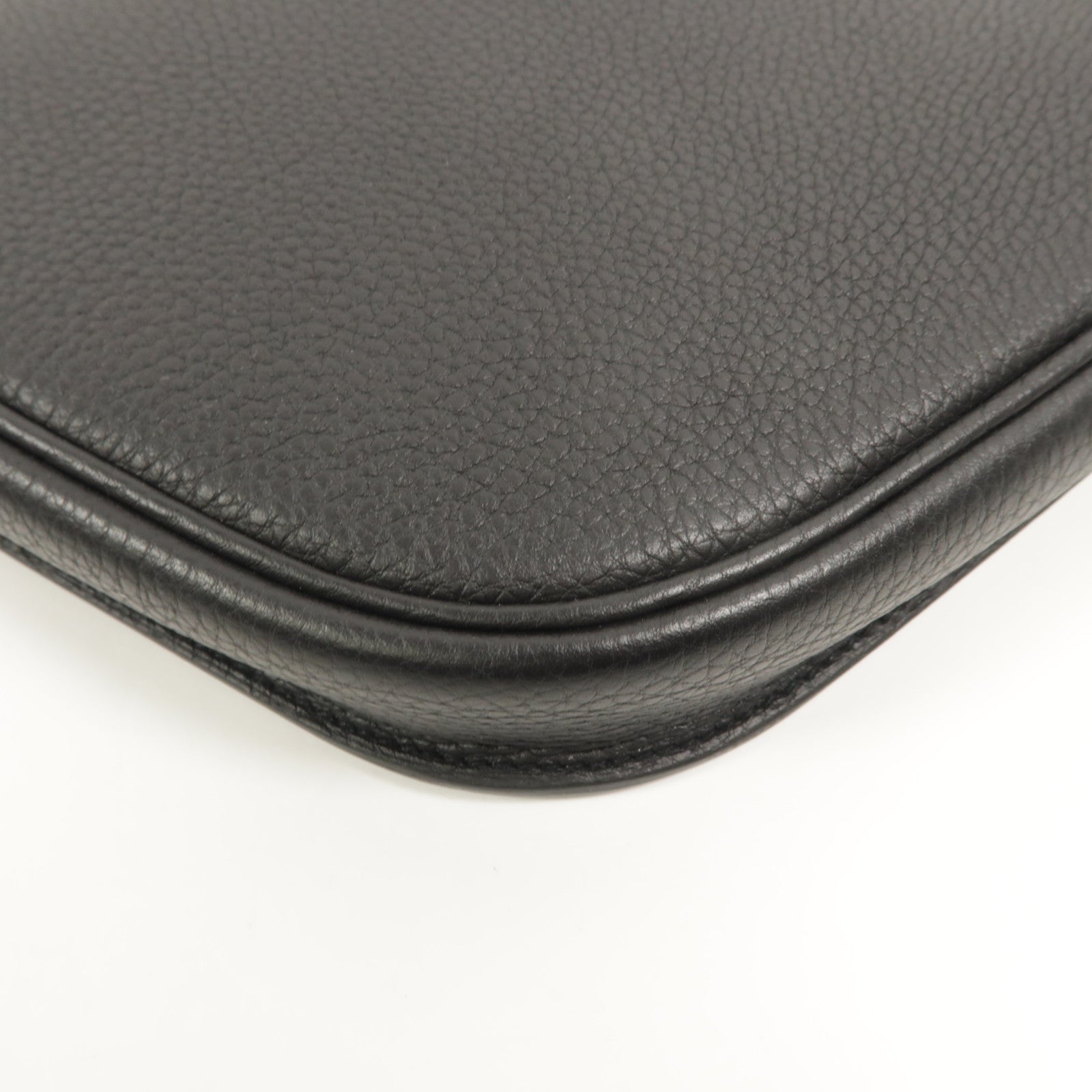 HERMES Togo皮革Perspective Cavaliere 21肩背袋Noir