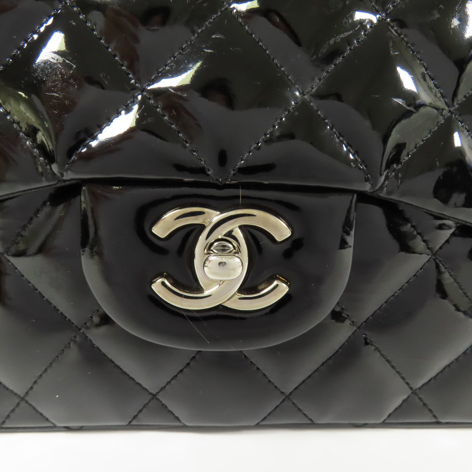 CHANEL 漆皮皮革Large Classic銀扣鏈帶肩背袋