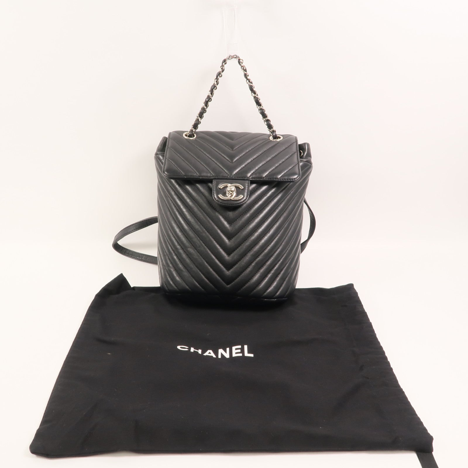 CHANEL 羊皮皮革Urban Spirit Backpack背包