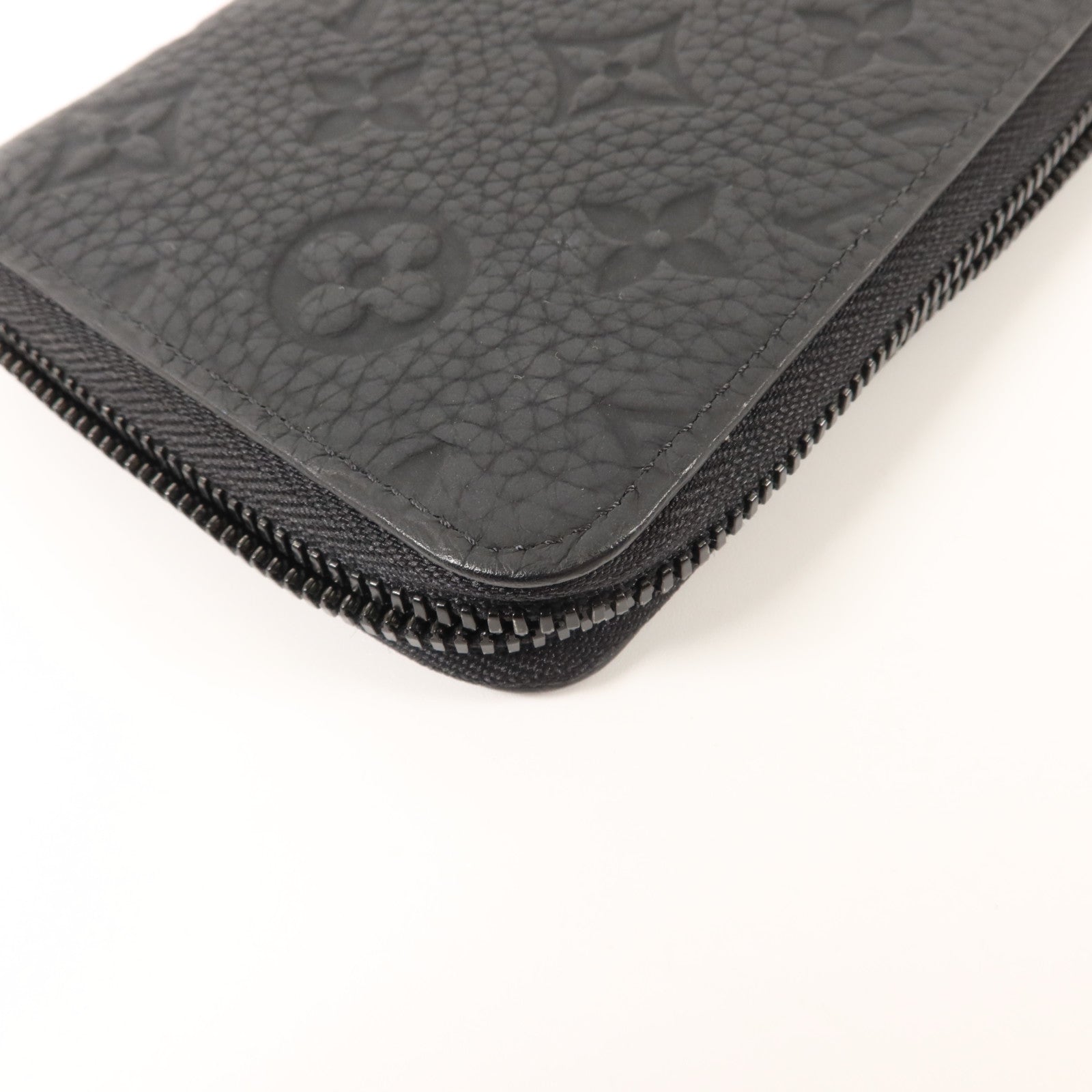 LOUIS VUITTON Monogram Taurillon Zippy Vertical Wallet長錢包