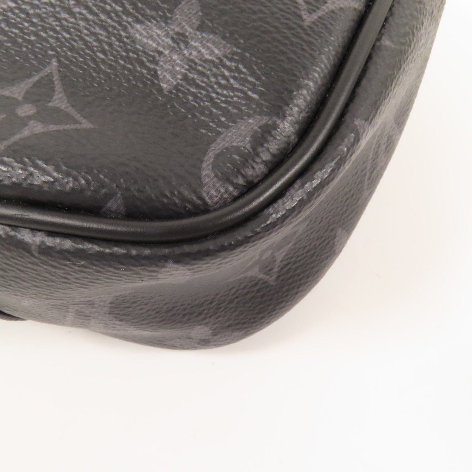 LOUIS VUITTON Monogram Eclipse Bum Bag銀扣手挽肩背兩用袋