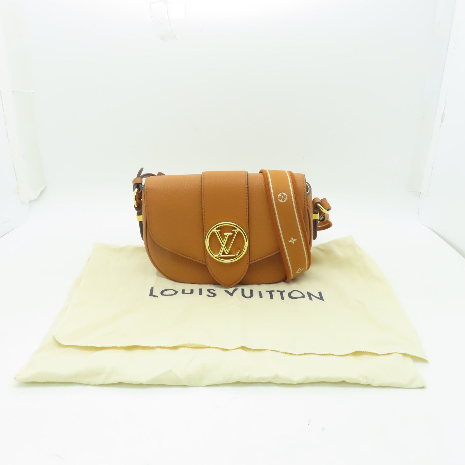 LOUIS VUITTON 【清倉大減價】粒面小牛皮Pont 9 Soft MM金扣肩背袋啡色