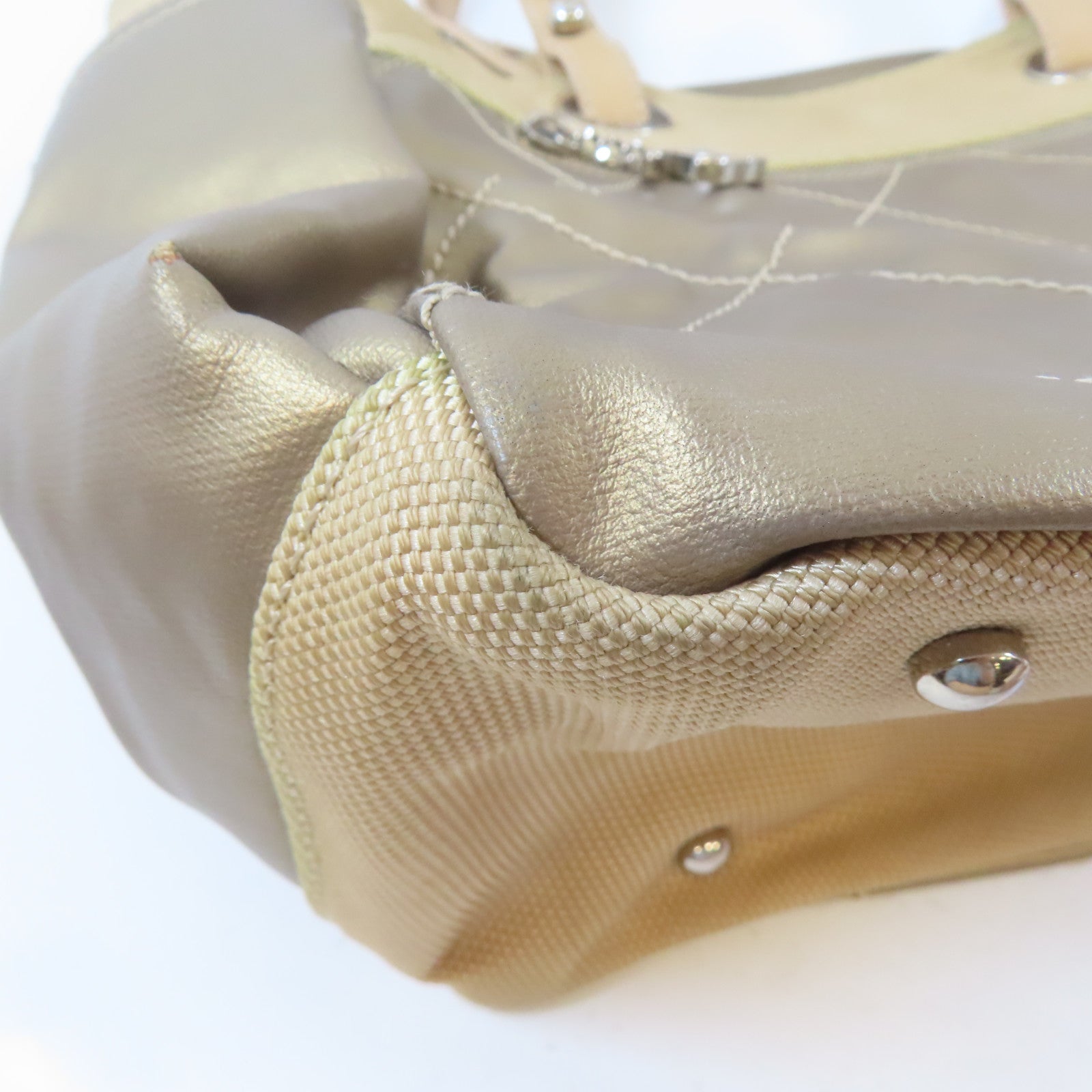 CHANEL 塗層帆布Tote Bag銀扣肩背袋金色