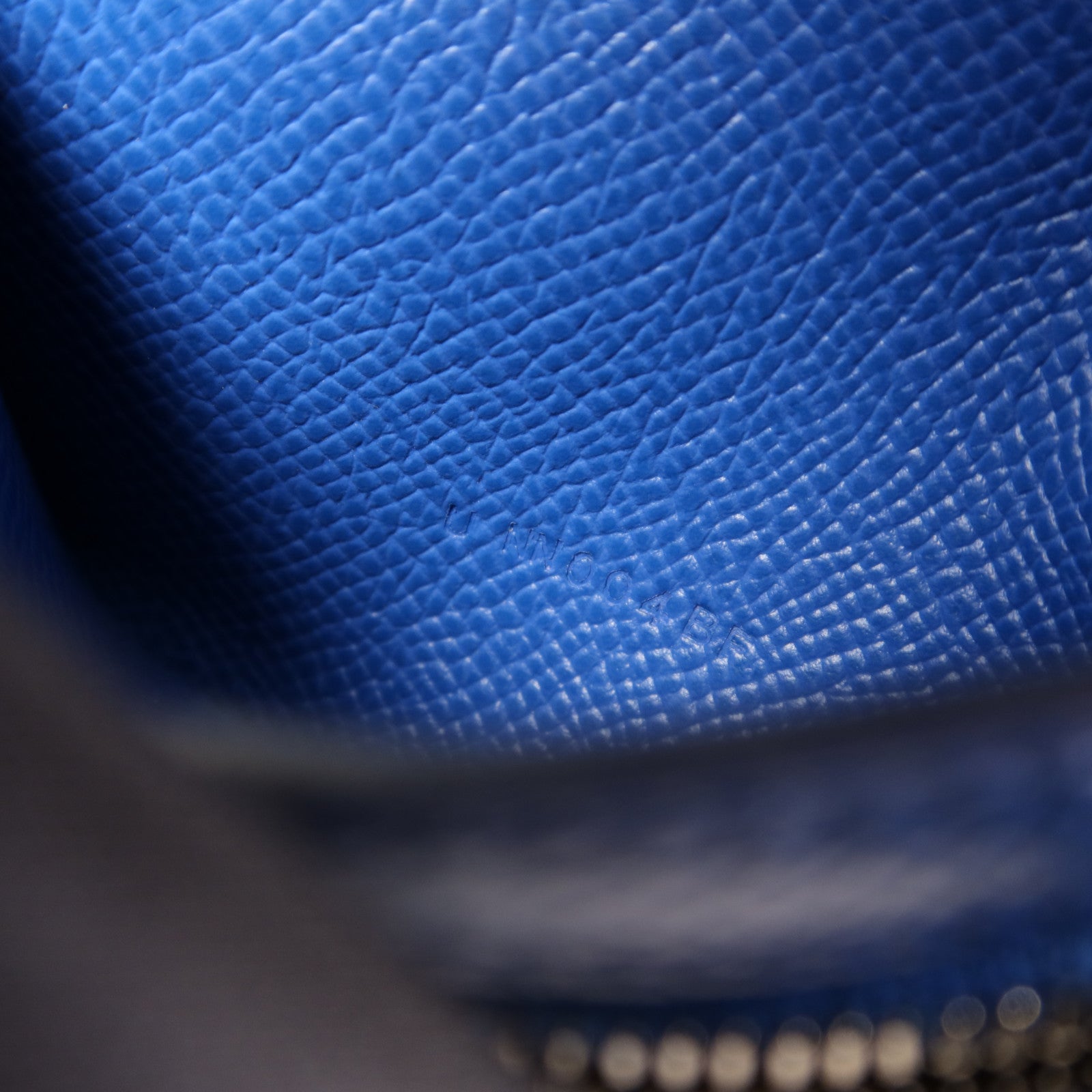 HERMES Epsom皮革Bearn Trifold Wallet銀扣錢包Bleu Saphir