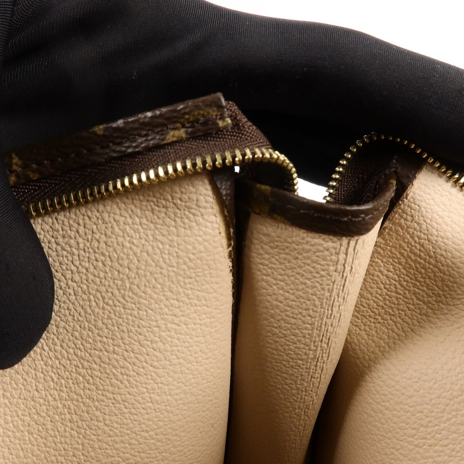 LOUIS VUITTON Monogram Poche Toilette手拿包