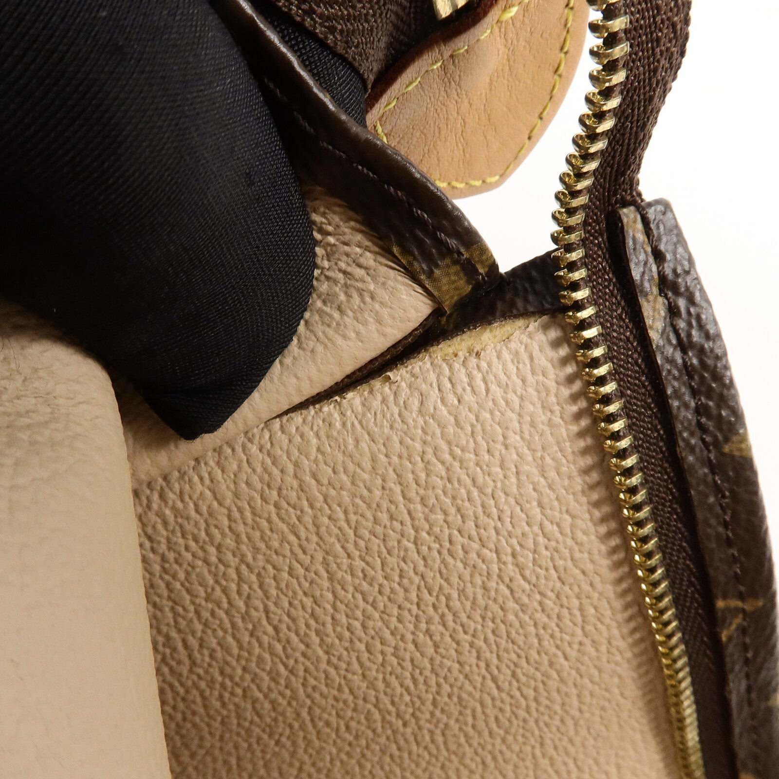 LOUIS VUITTON Monogram Poche Toilette手拿包