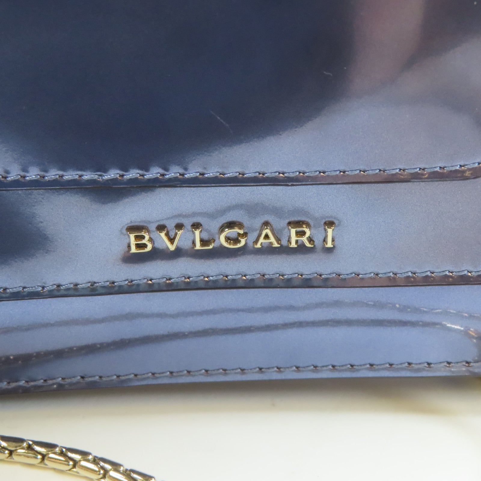 BVLGARI 【激減優惠】漆皮皮革Serpenti Forever銀扣鏈帶肩背袋藍色