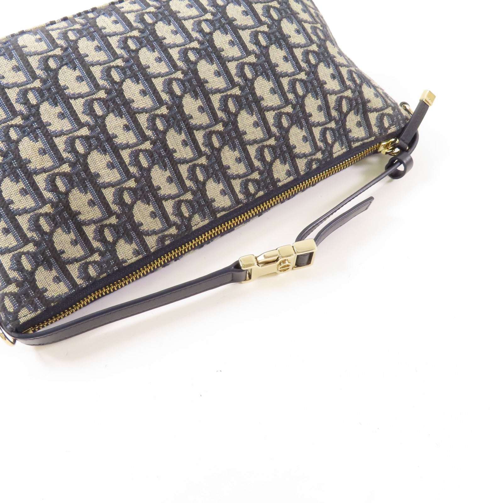 Dior 帆布Nomad Pouch金扣手挽袋
