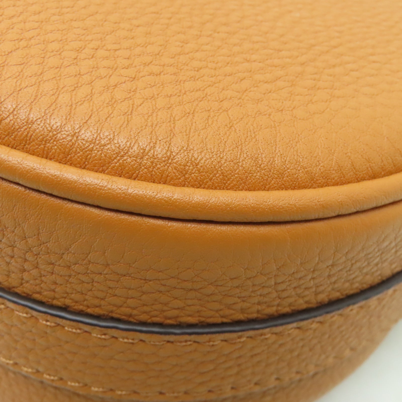 LOUIS VUITTON 【清倉大減價】粒面小牛皮Pont 9 Soft MM金扣肩背袋啡色