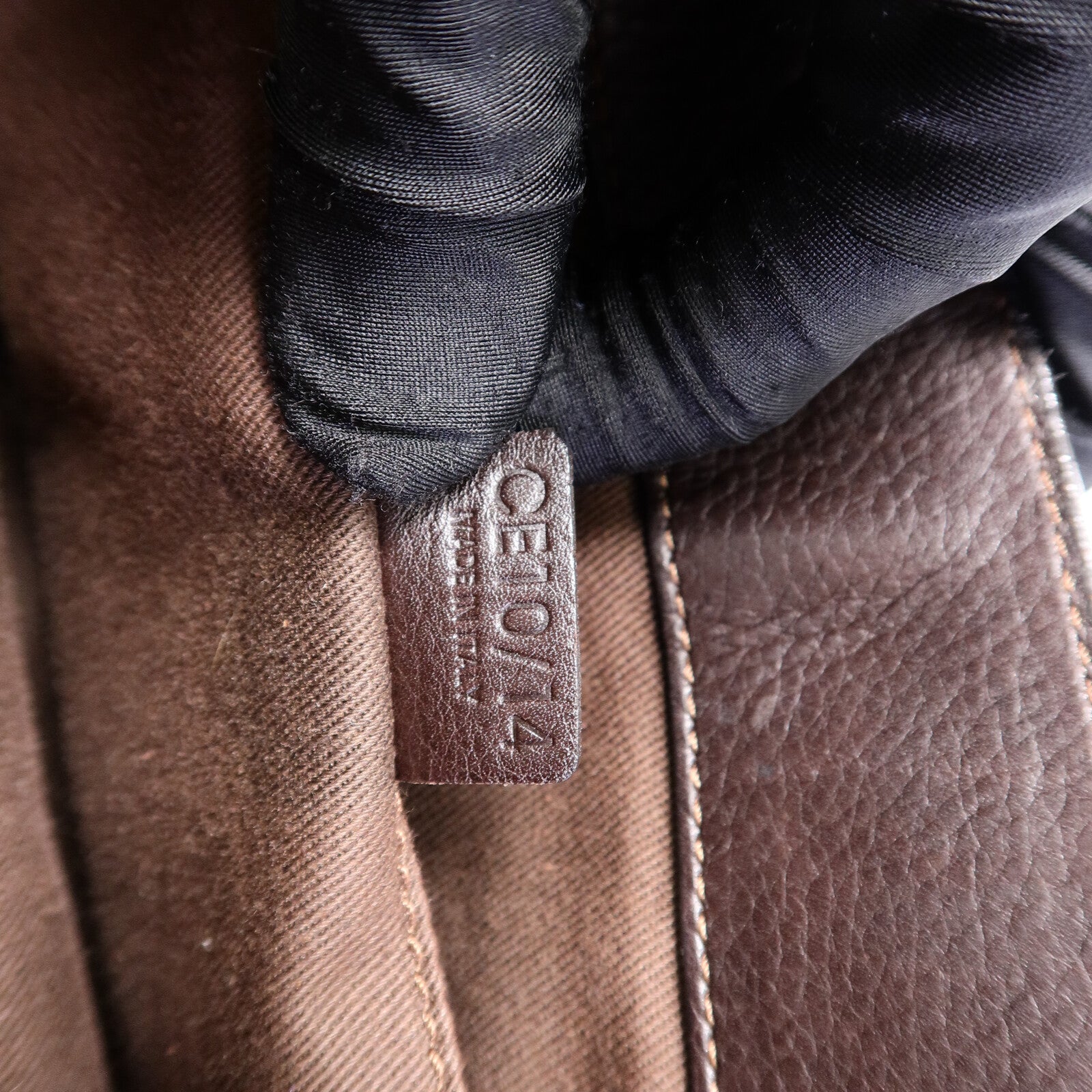 CELINE 牛皮皮革Boogie HandBag手挽袋