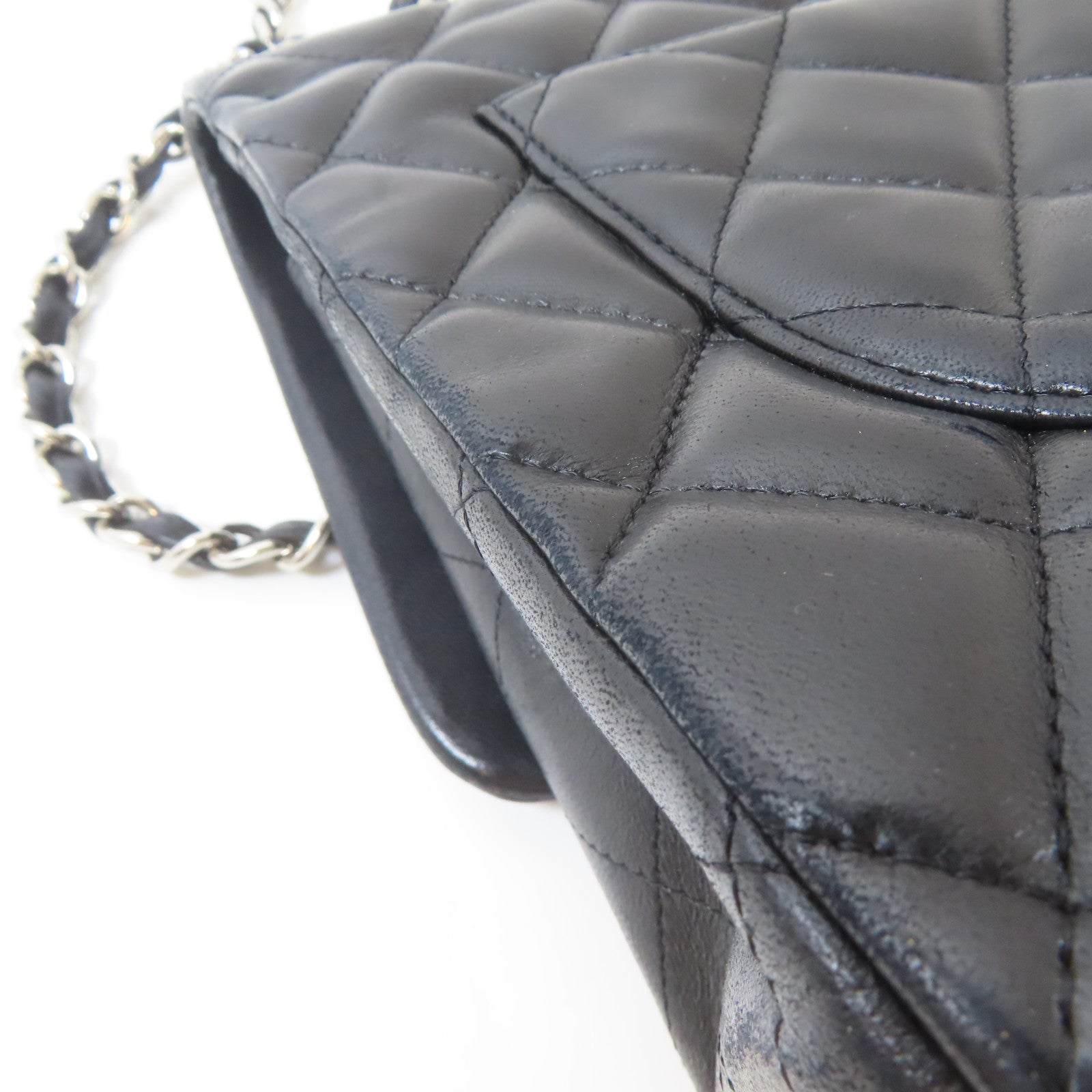 CHANEL 菱格羊皮皮革Classic Jumbo銀扣鏈帶肩背袋黑色