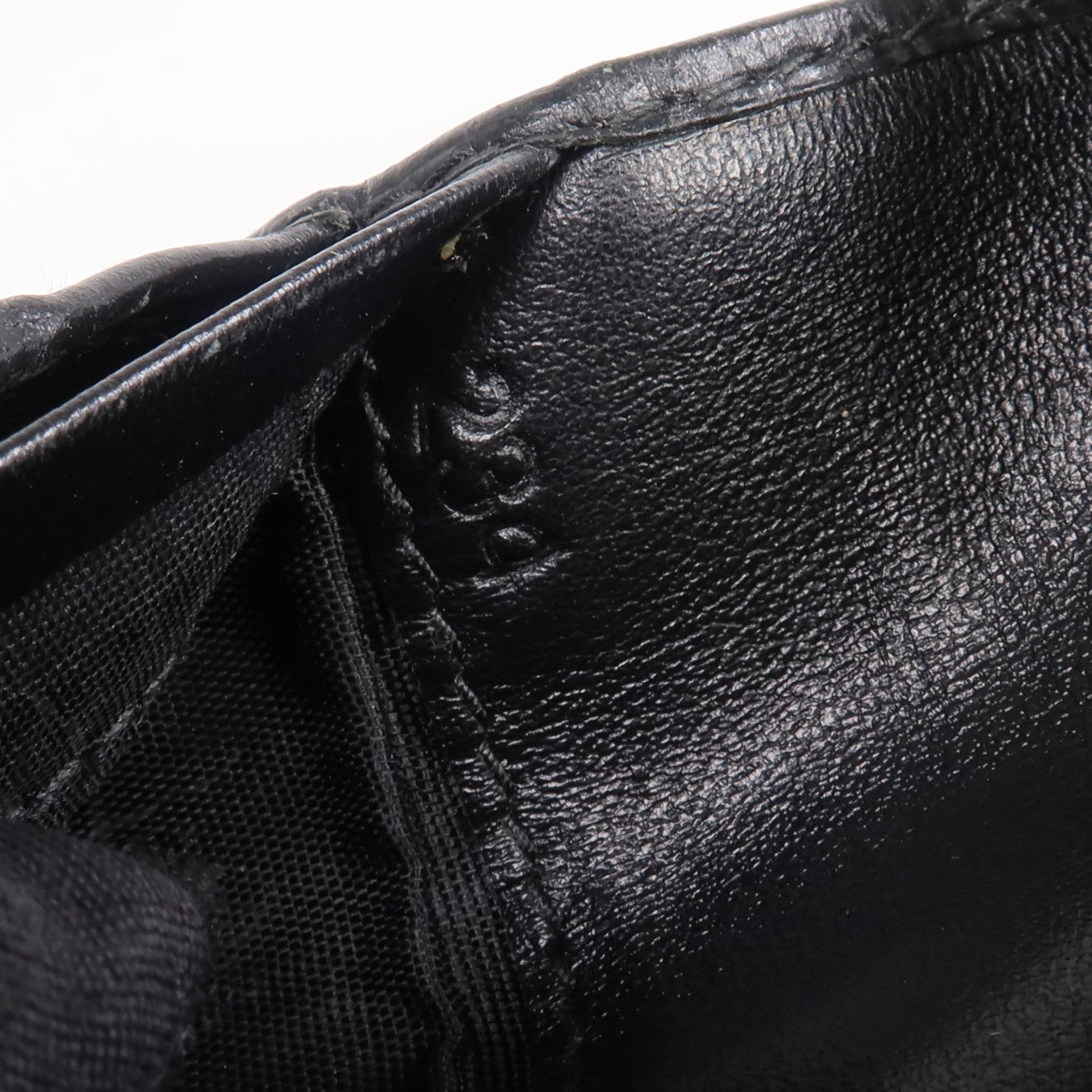 PRADA 牛皮皮革Wallet金扣錢包