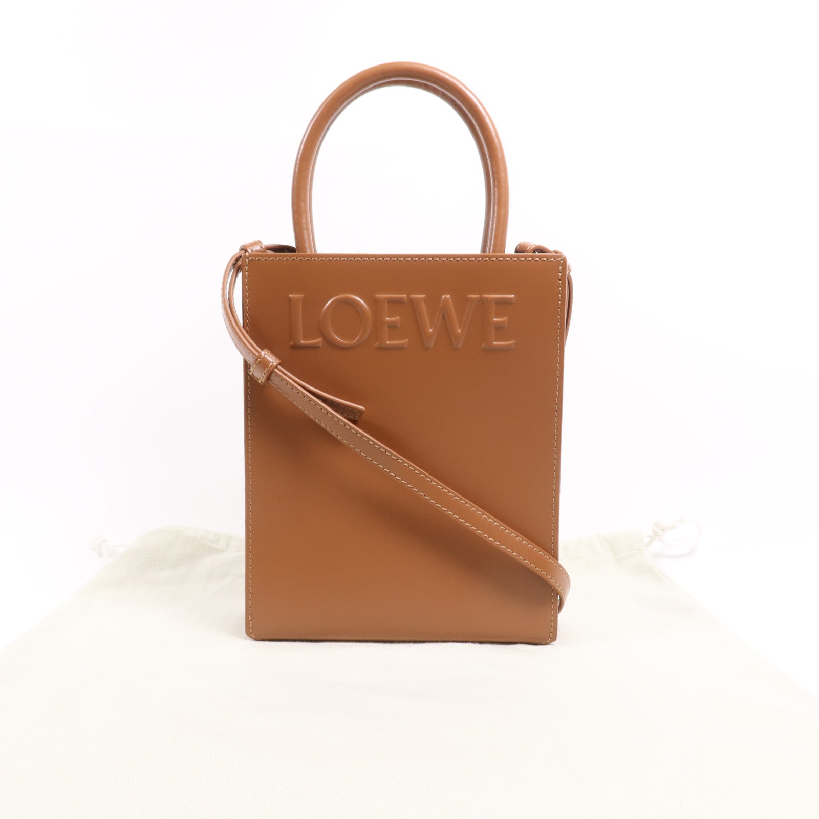 LOEWE 牛皮皮革Standard A5 Tote金扣手挽肩背兩用袋
