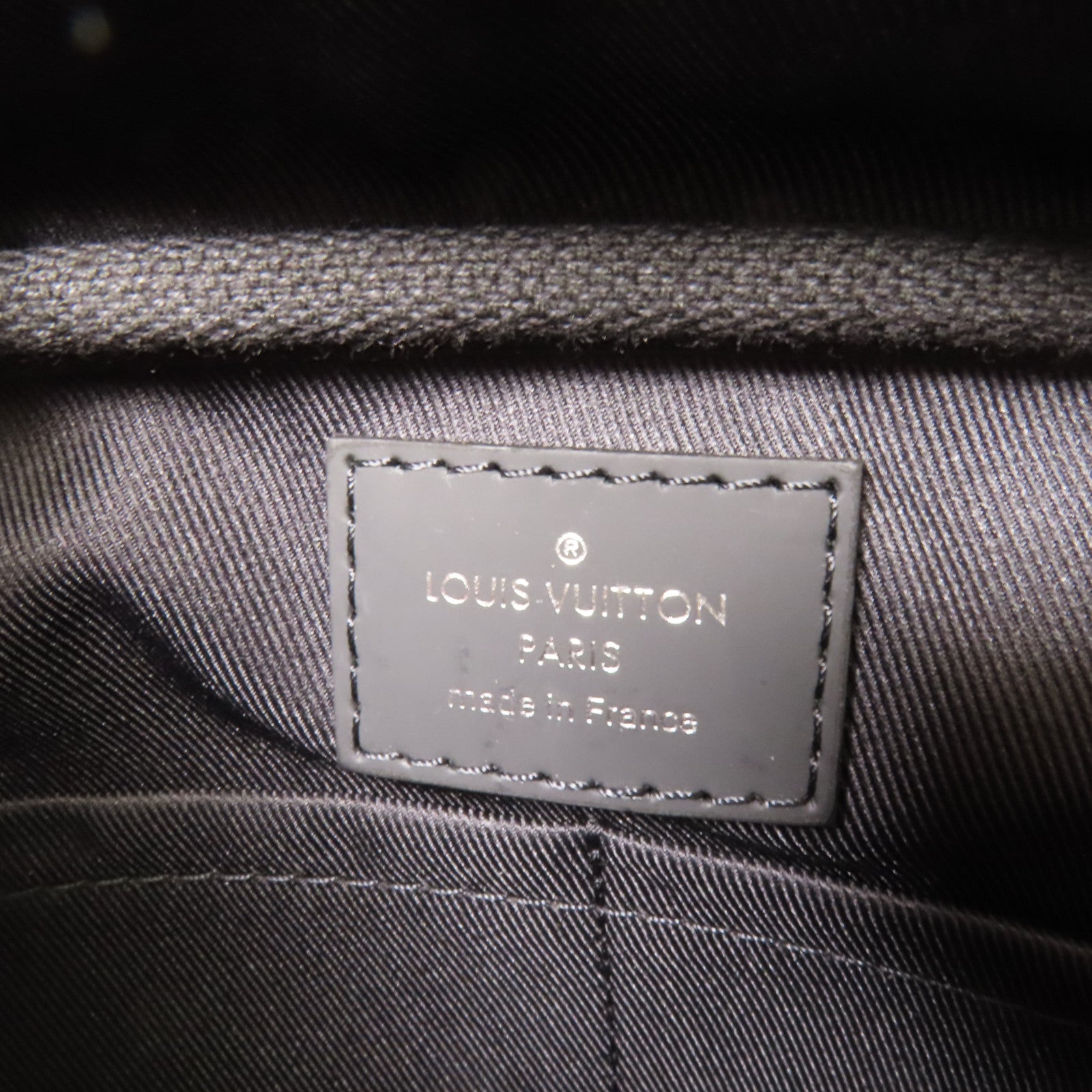 LOUIS VUITTON Monogram Eclipse Bum Bag銀扣手挽肩背兩用袋